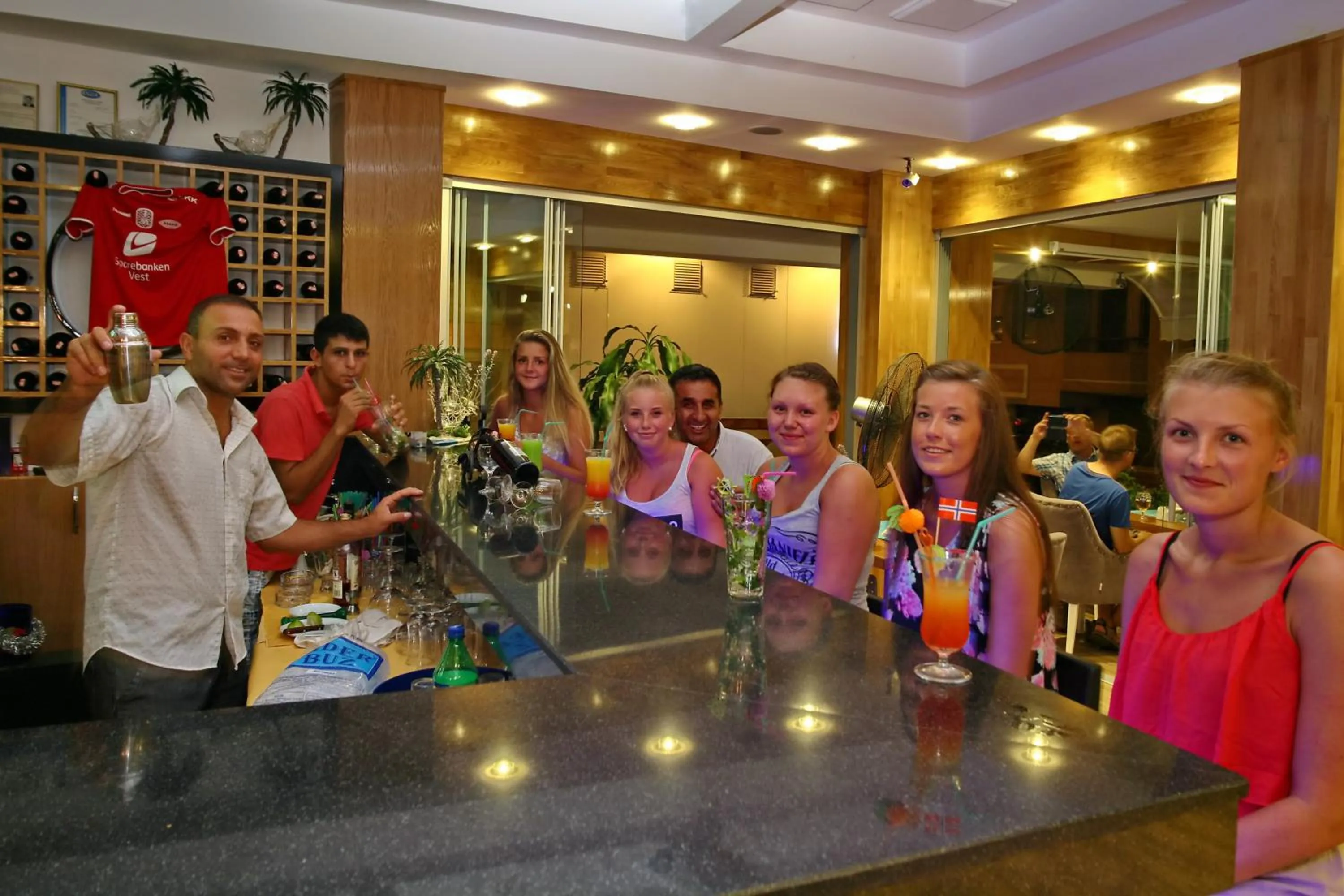 Lounge or bar in Magi Apart Hotel