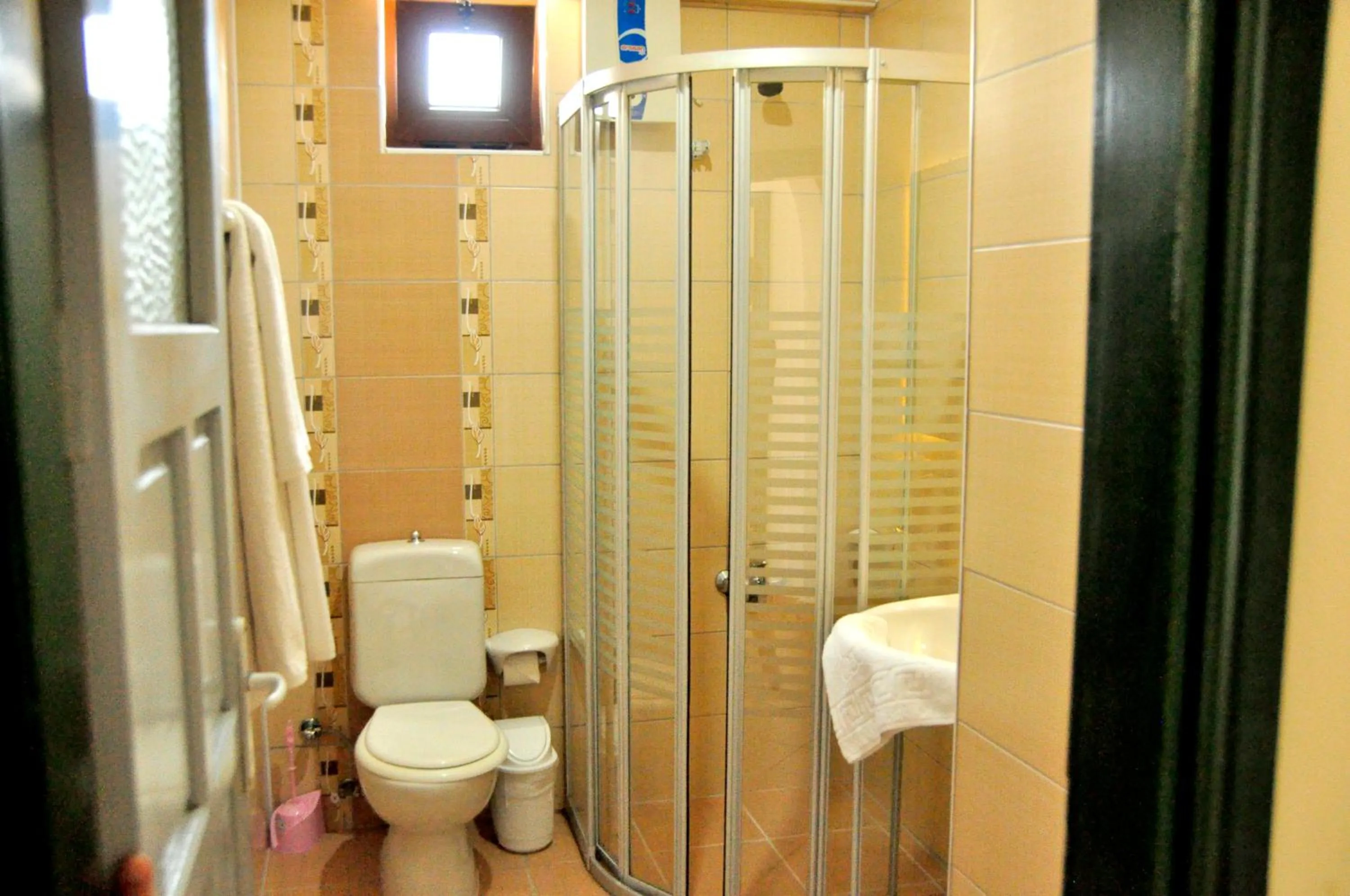 Bathroom in Magi Apart Hotel