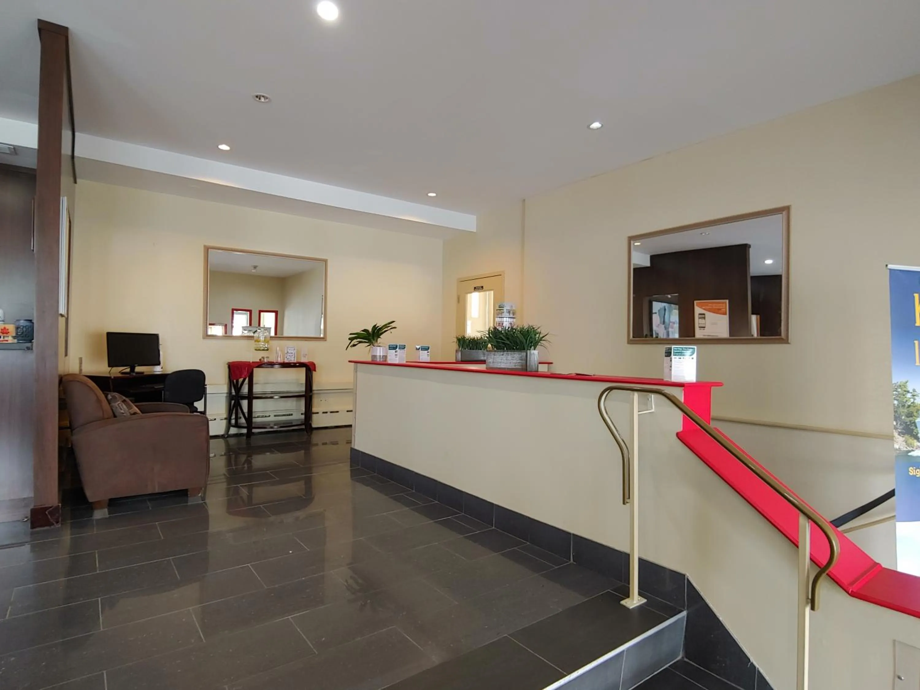 Lobby or reception in Econo Lodge City Centre