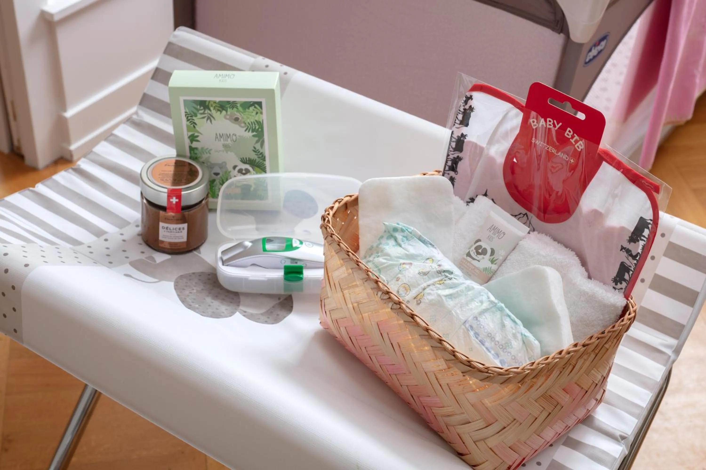 cot in Swiss Luxury Apartments Geneva