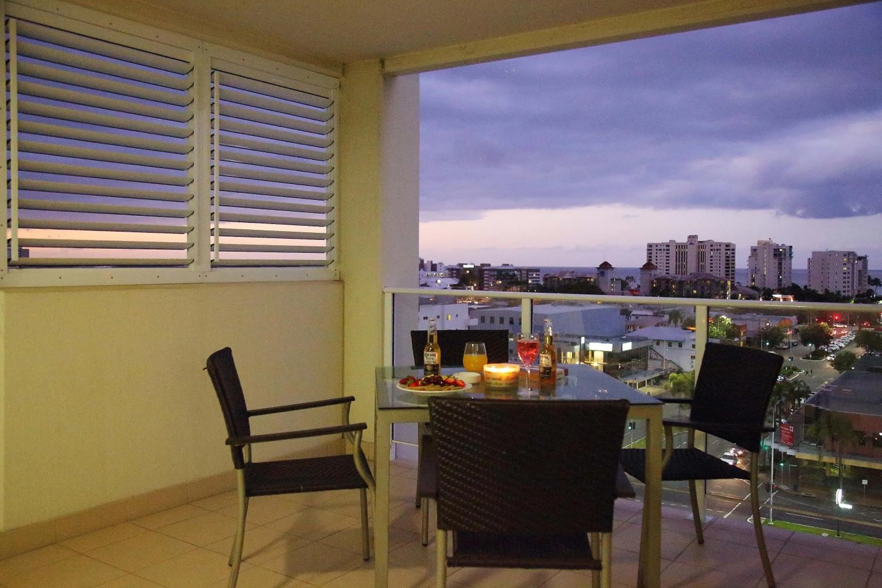 Balcony/Terrace in Cairns Central Plaza Apartment Hotel Official