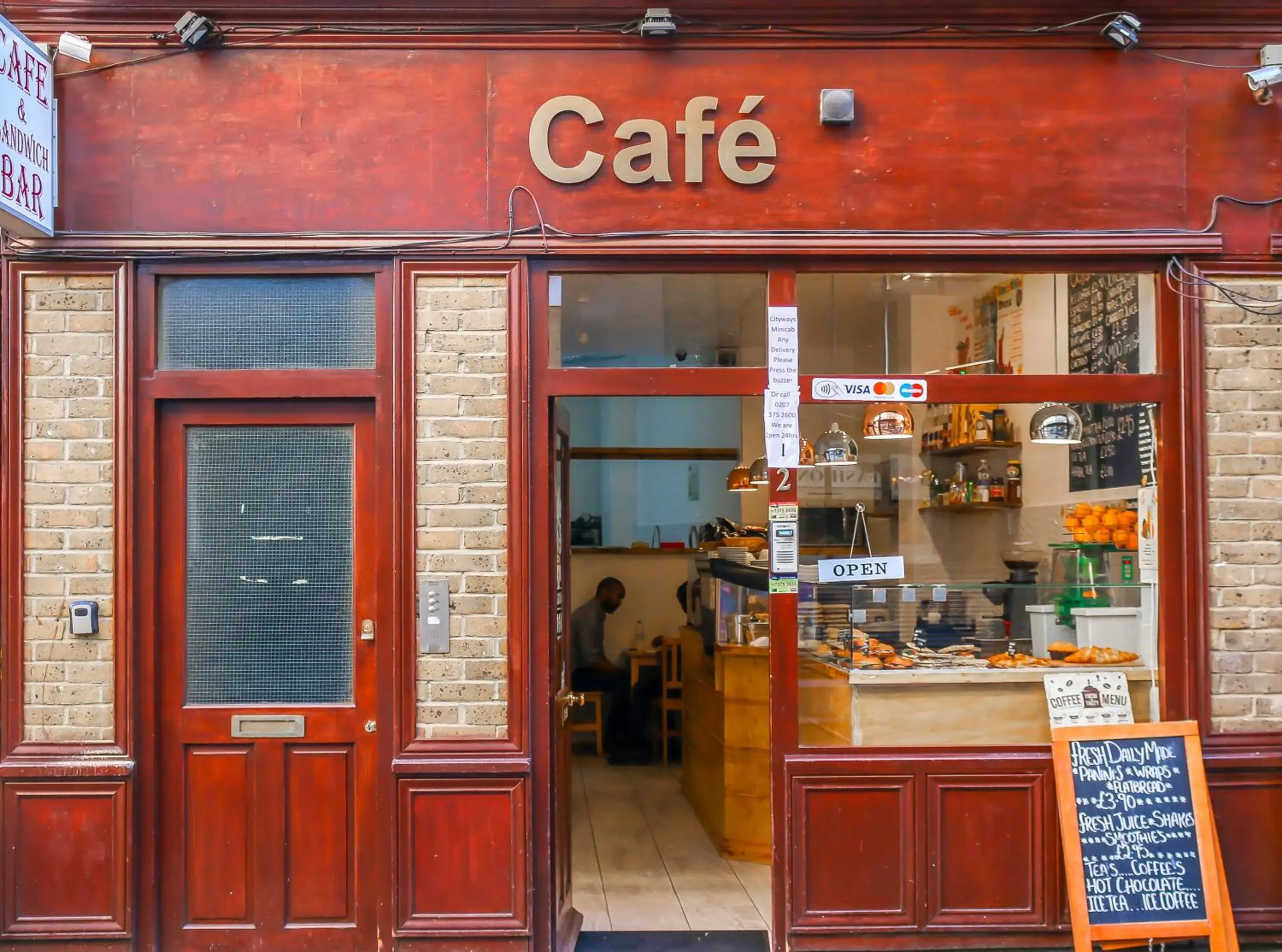 Property building in Studio Flat near Liverpool st & Shoreditch London. Property building in Studio Flat near Liverpool st & Shoreditch London.