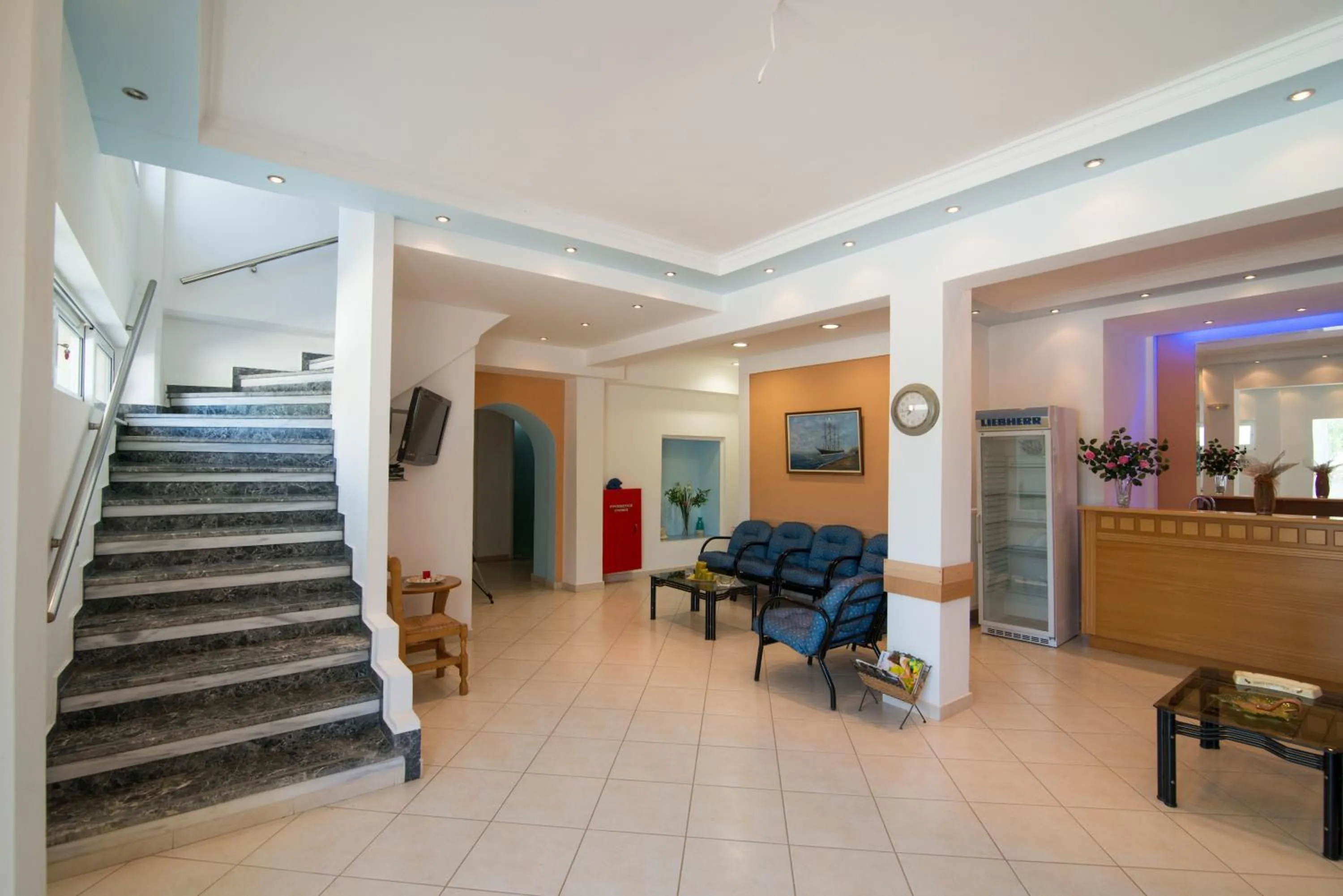 Communal lounge/ TV room in Rooms Nancy