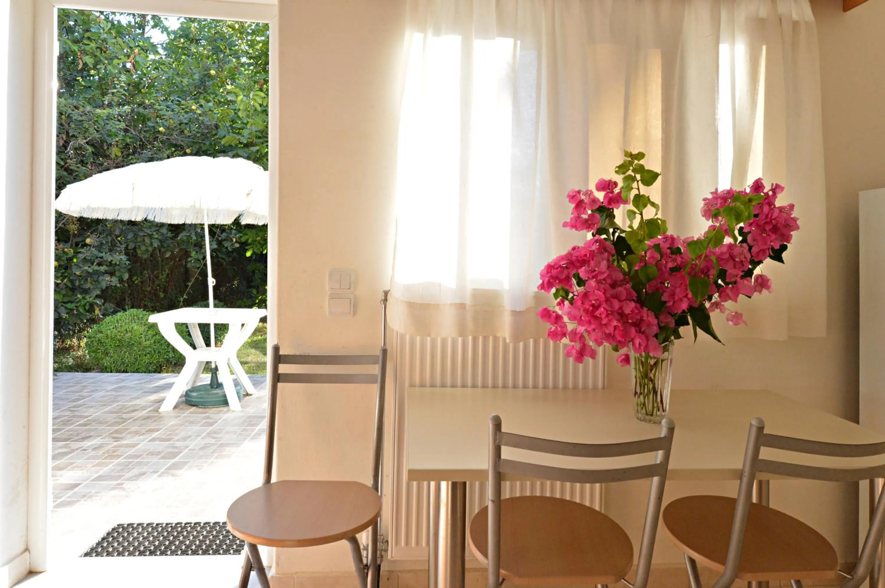 Dining area in Rooms Nancy