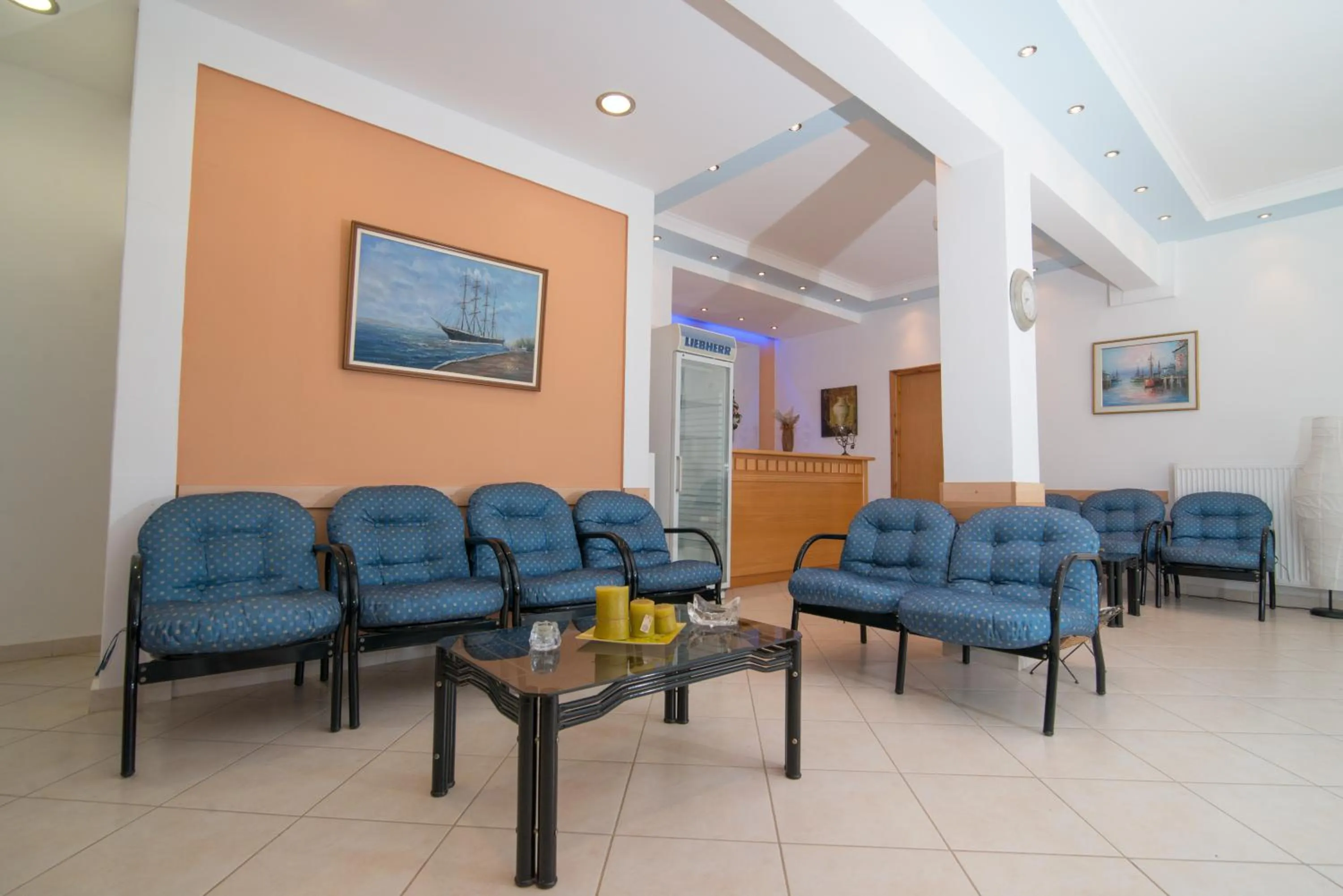 Communal lounge/ TV room in Rooms Nancy