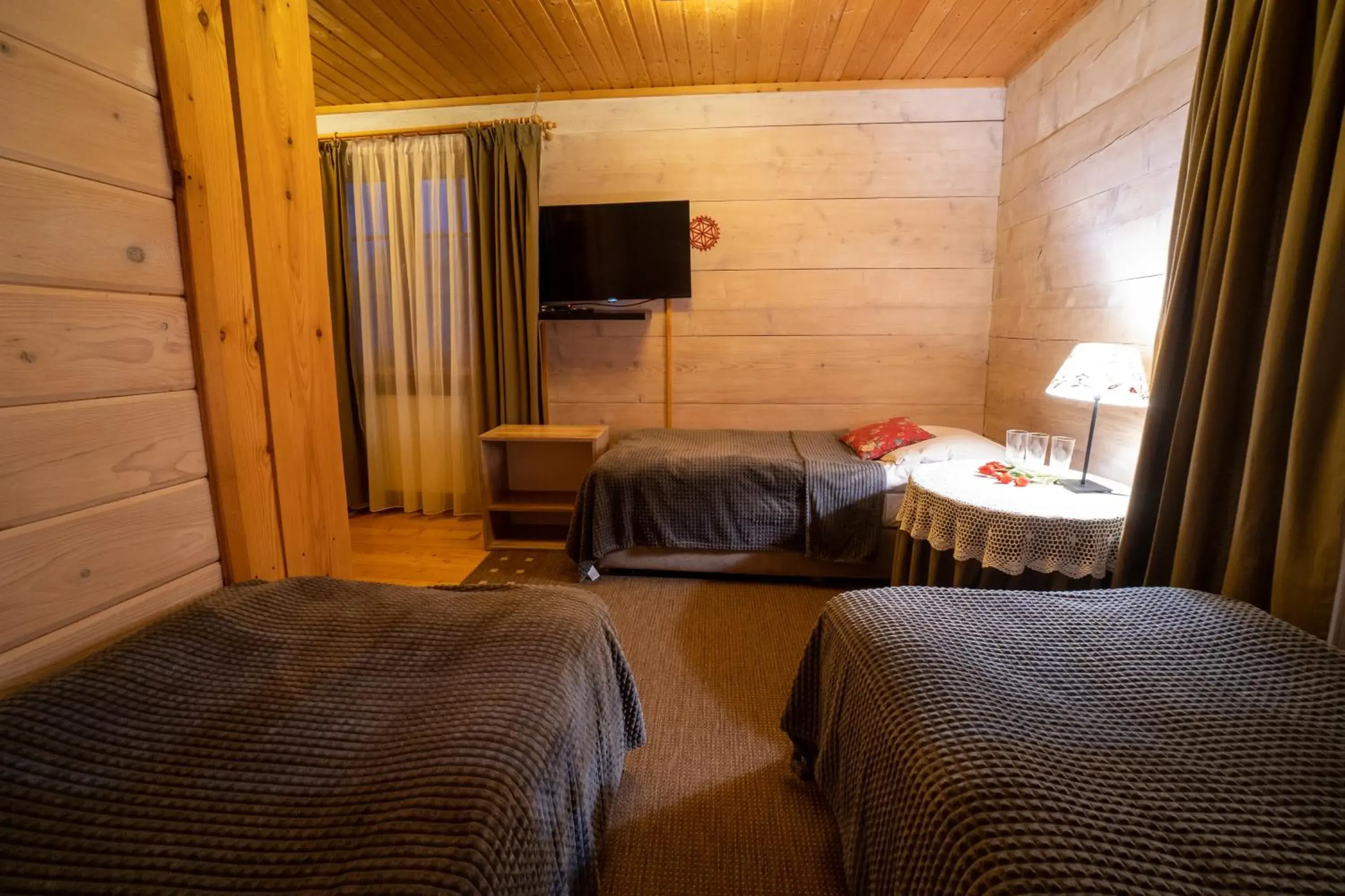 Triple Room in Gościniec Dębowa Gazdówka Triple Room in Gościniec Dębowa Gazdówka