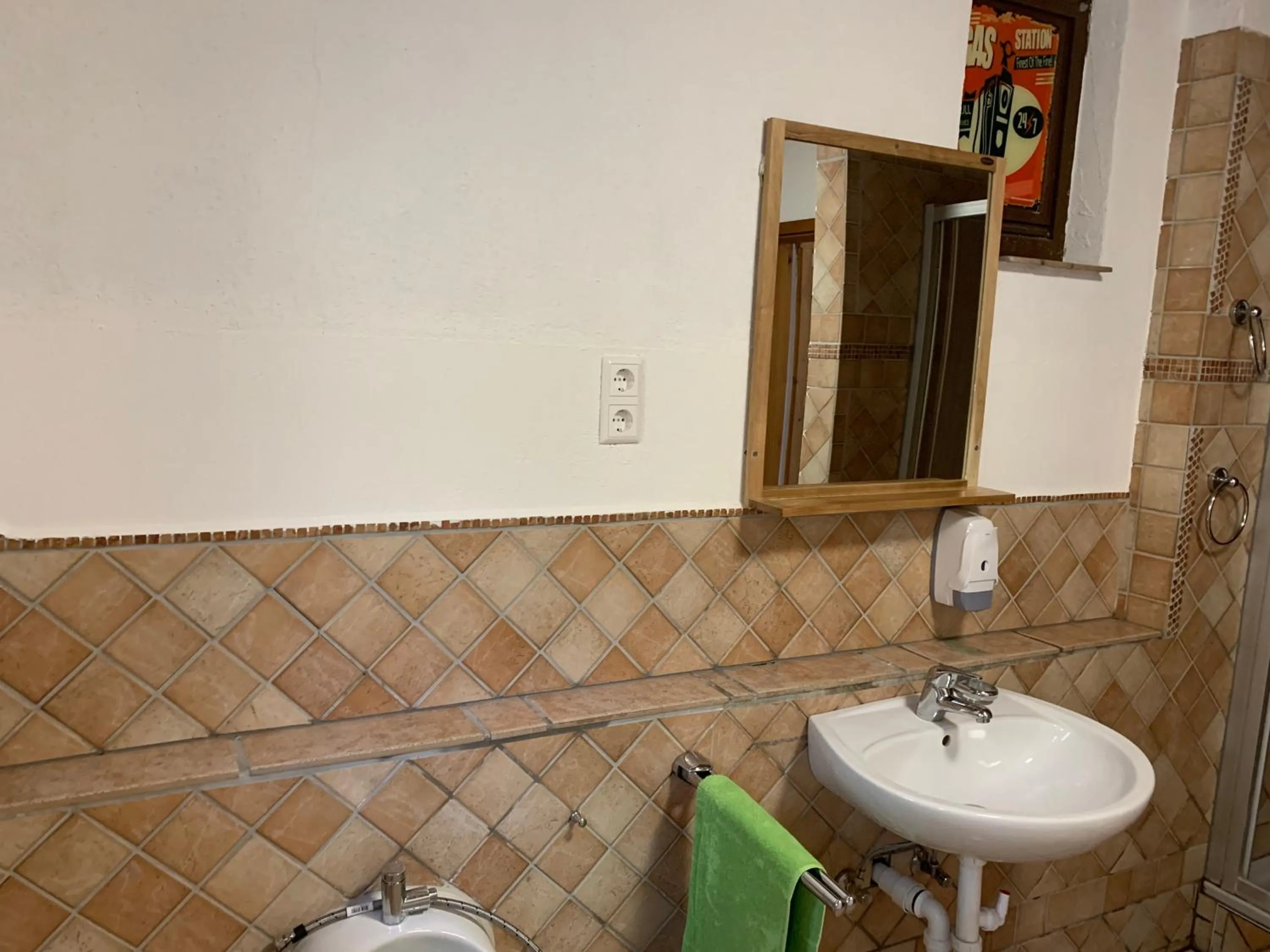 AB Apartment - Zimmer mit Gemeinschaftsräumen in Uhingen