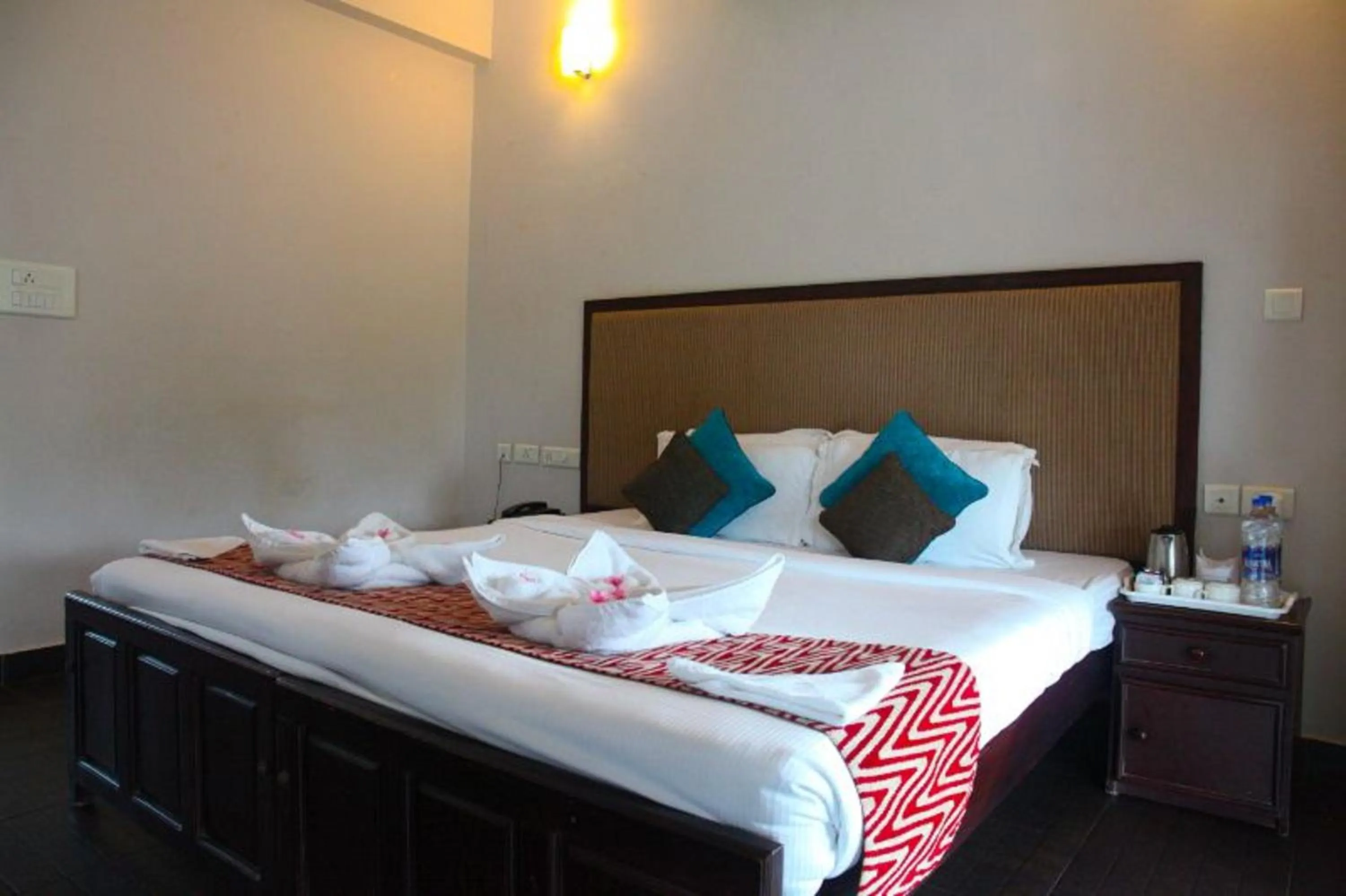 Bedroom, Bed in Kalathil Lake Resort