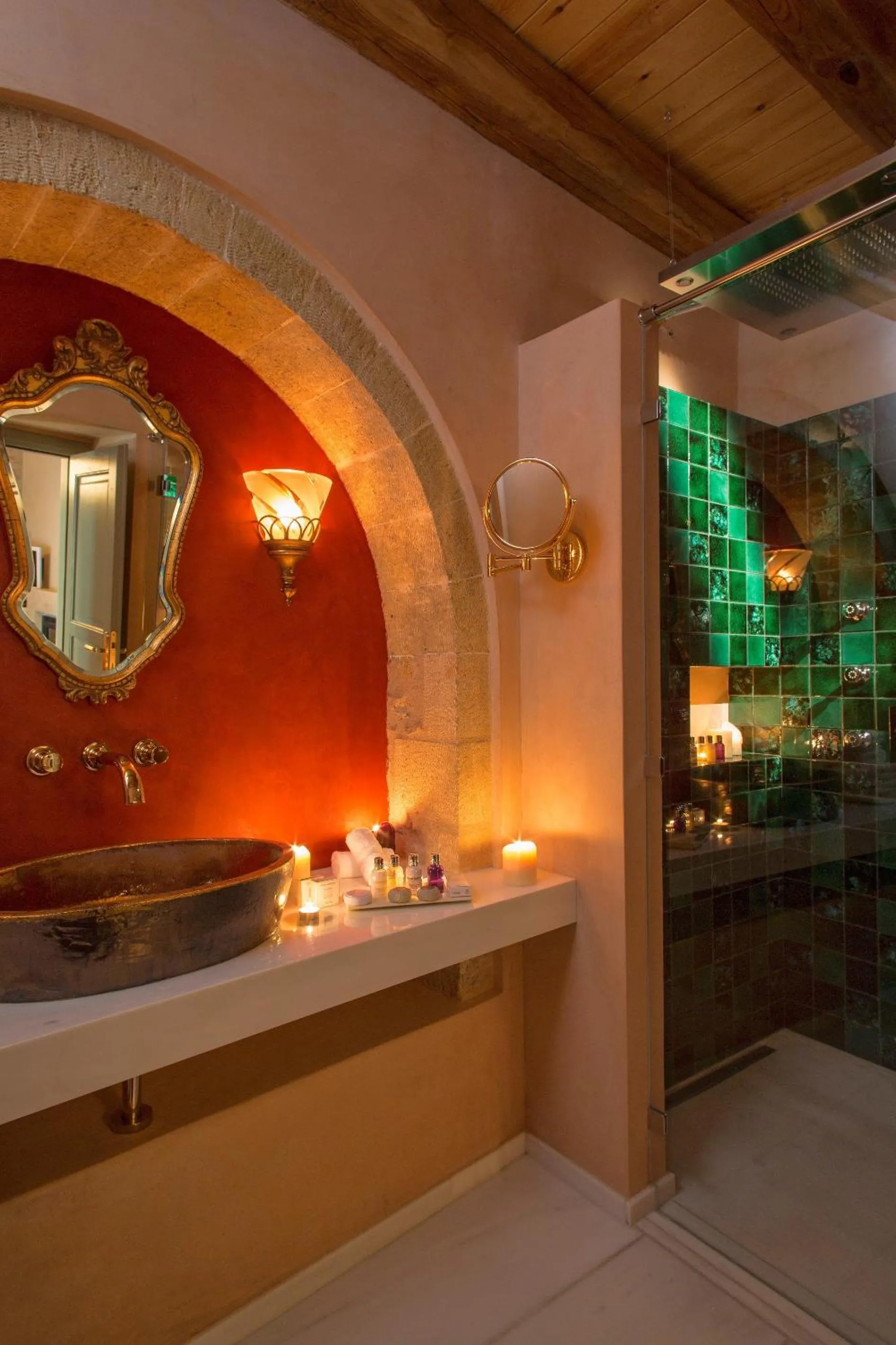 Bathroom in Moni Emvasis Luxury Suites