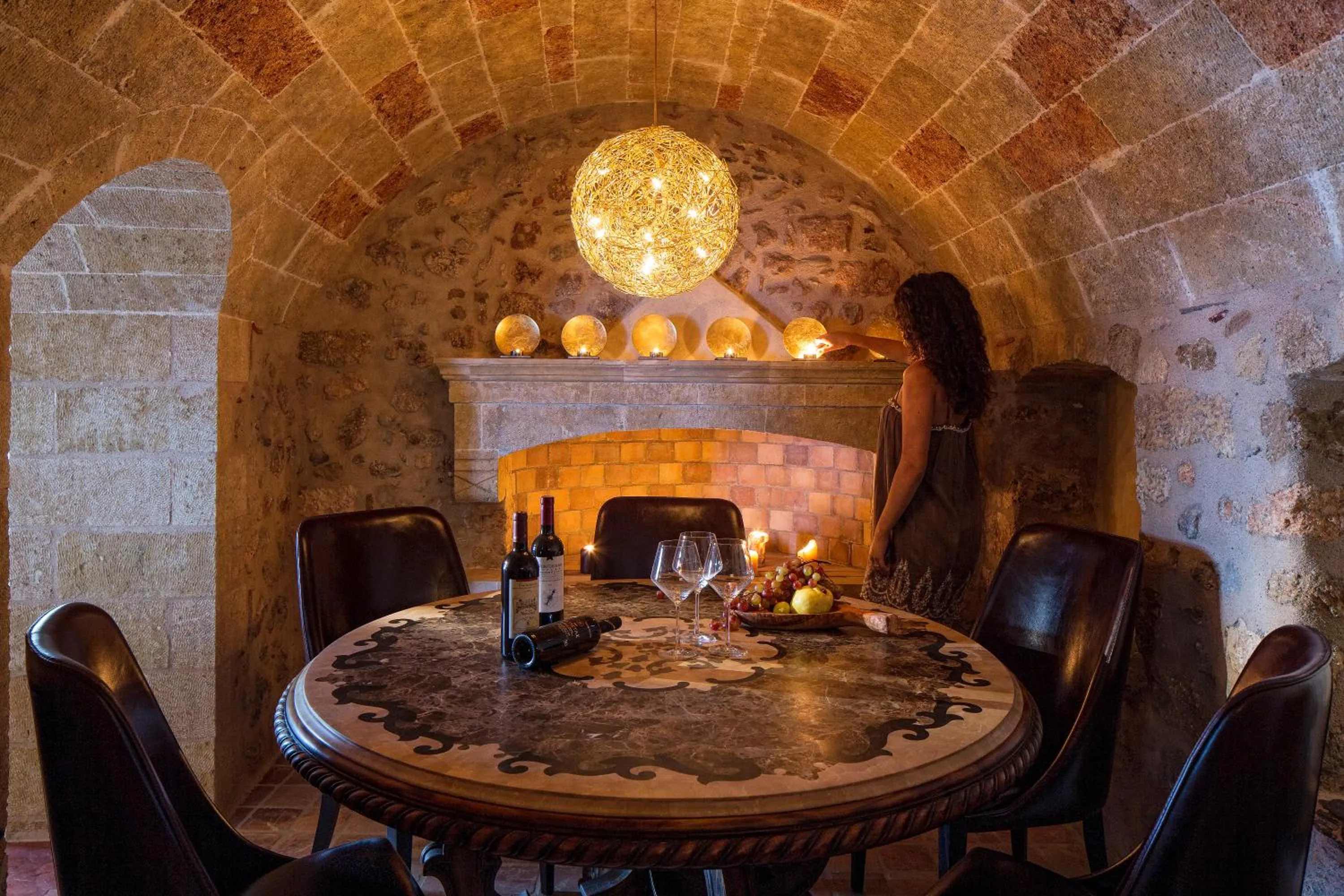 Lounge or bar in Moni Emvasis Luxury Suites