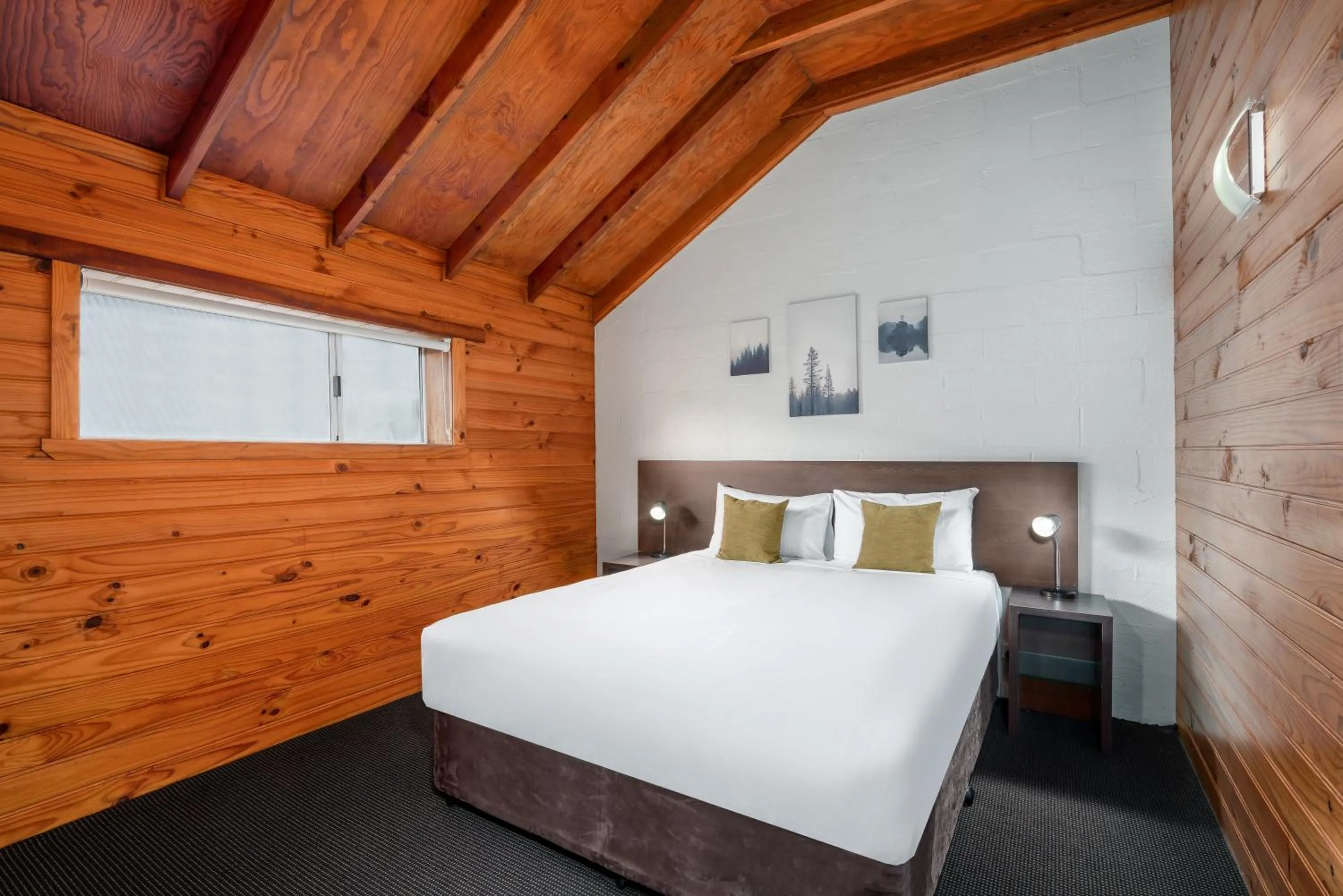 Bedroom, Bed in Leisure Inn Penny Royal Hotel & Apartments