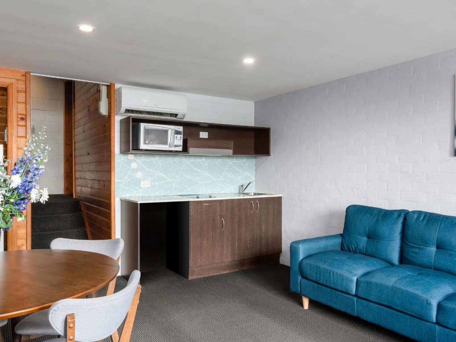 kitchen in Leisure Inn Penny Royal Hotel & Apartments