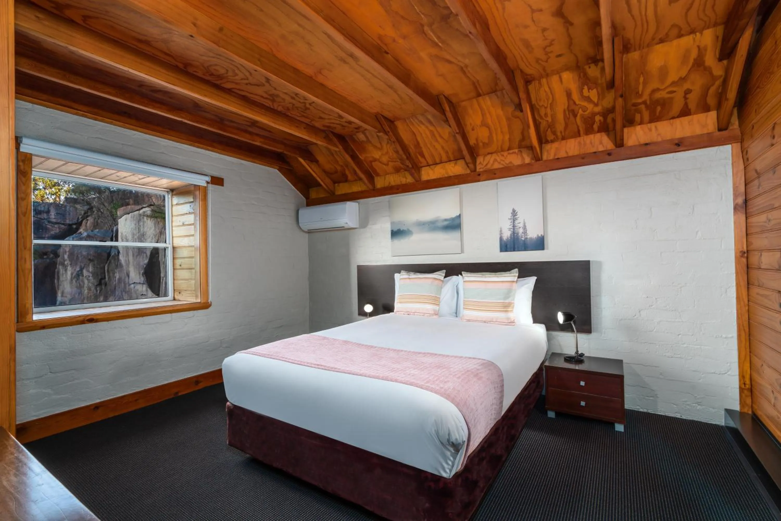 Bedroom, Bed in Leisure Inn Penny Royal Hotel & Apartments