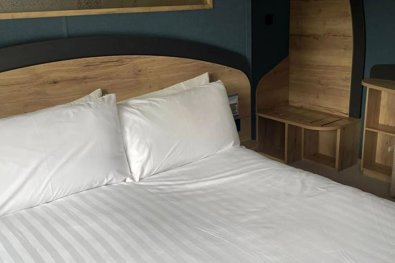 Bed in Mill Rythe Coastal Village