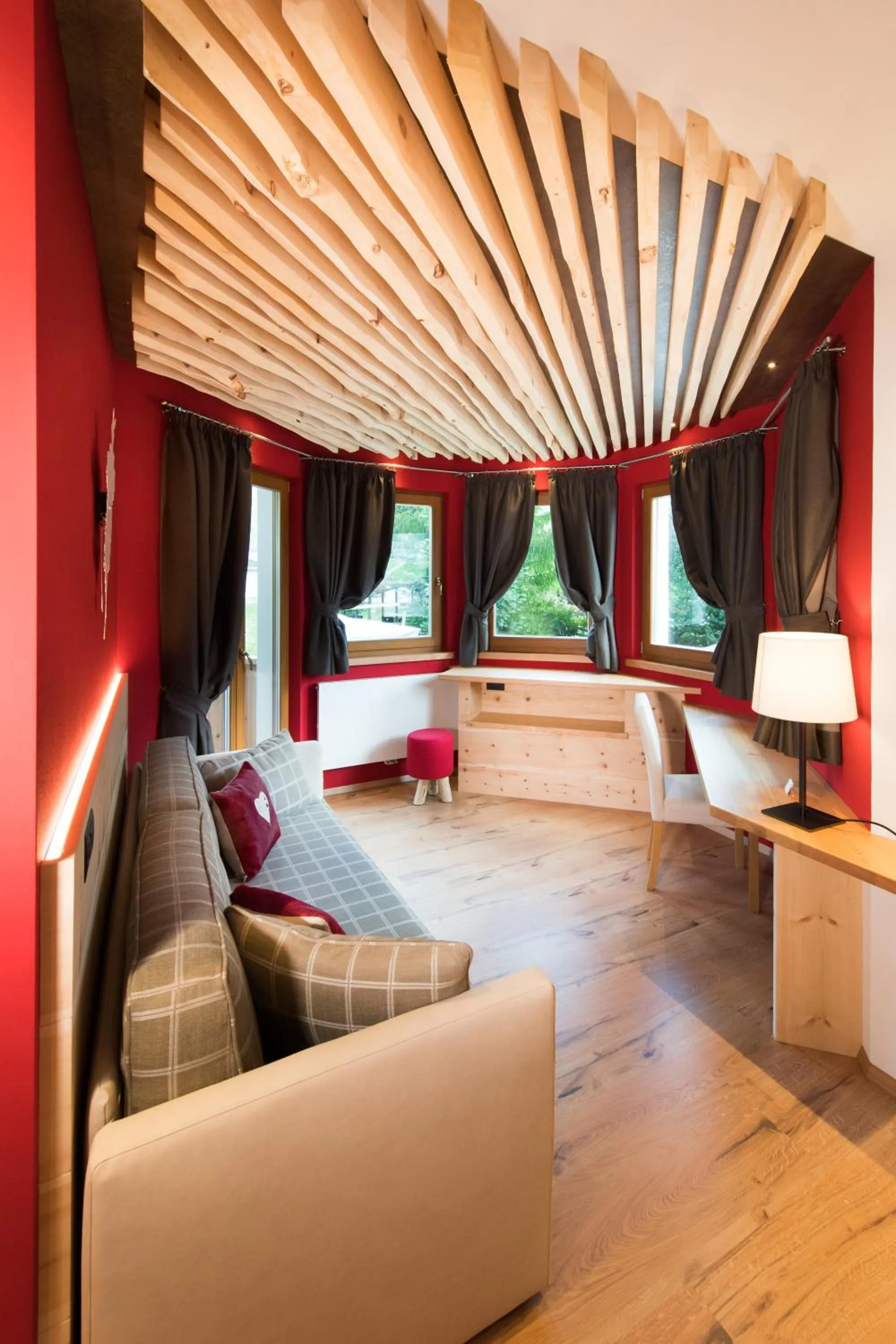 Photo of the whole room, Bed in Hotel Patrizia Dolomites Glamour