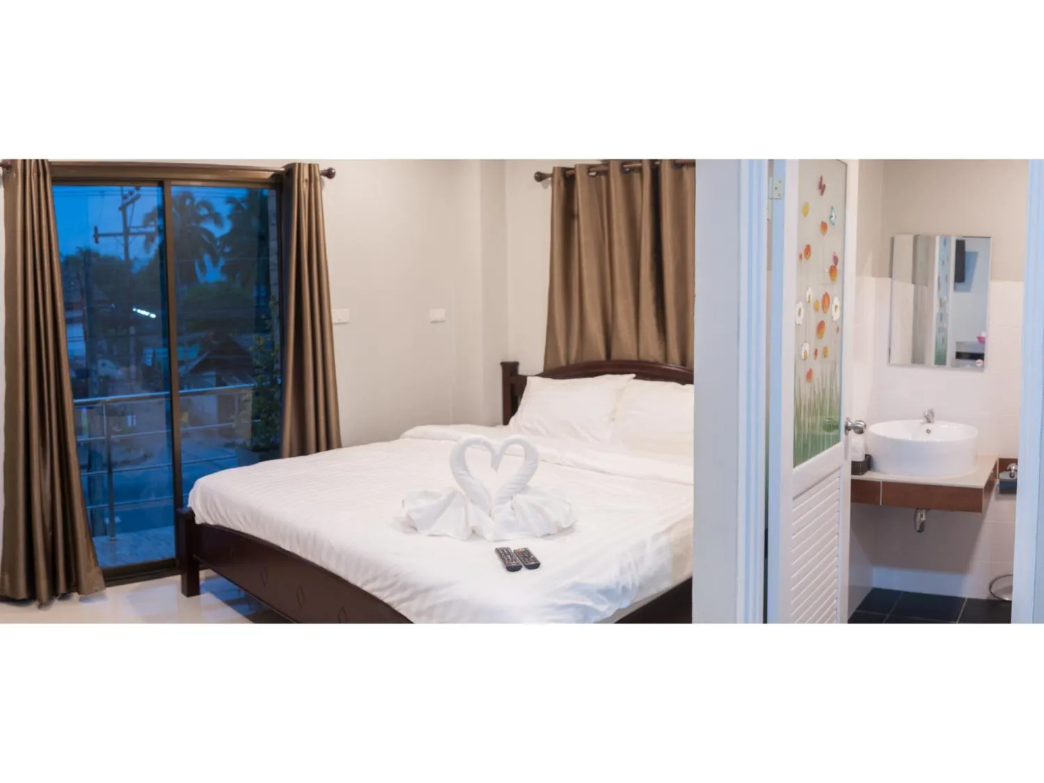 Bed in HAOHUG MAEKHACHAN