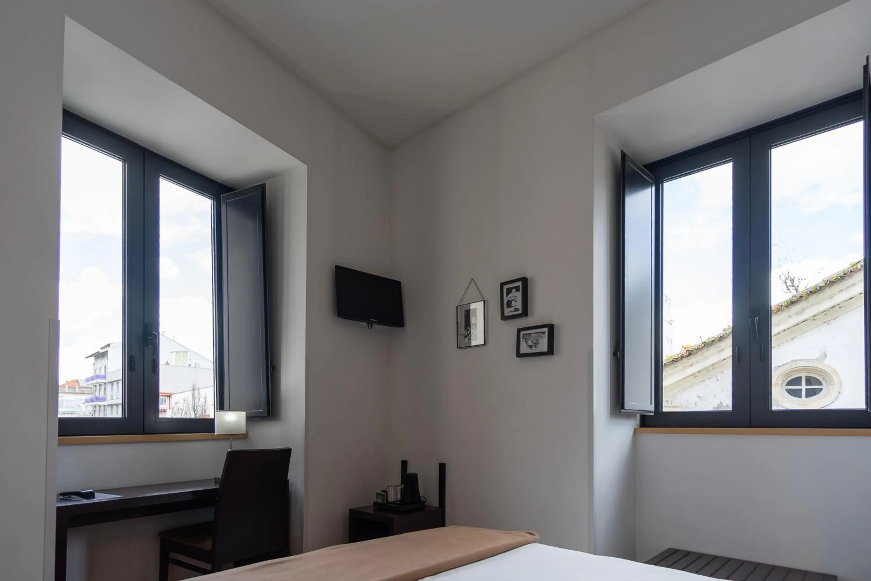 Photo of the whole room, Bed in Hotel Vitória