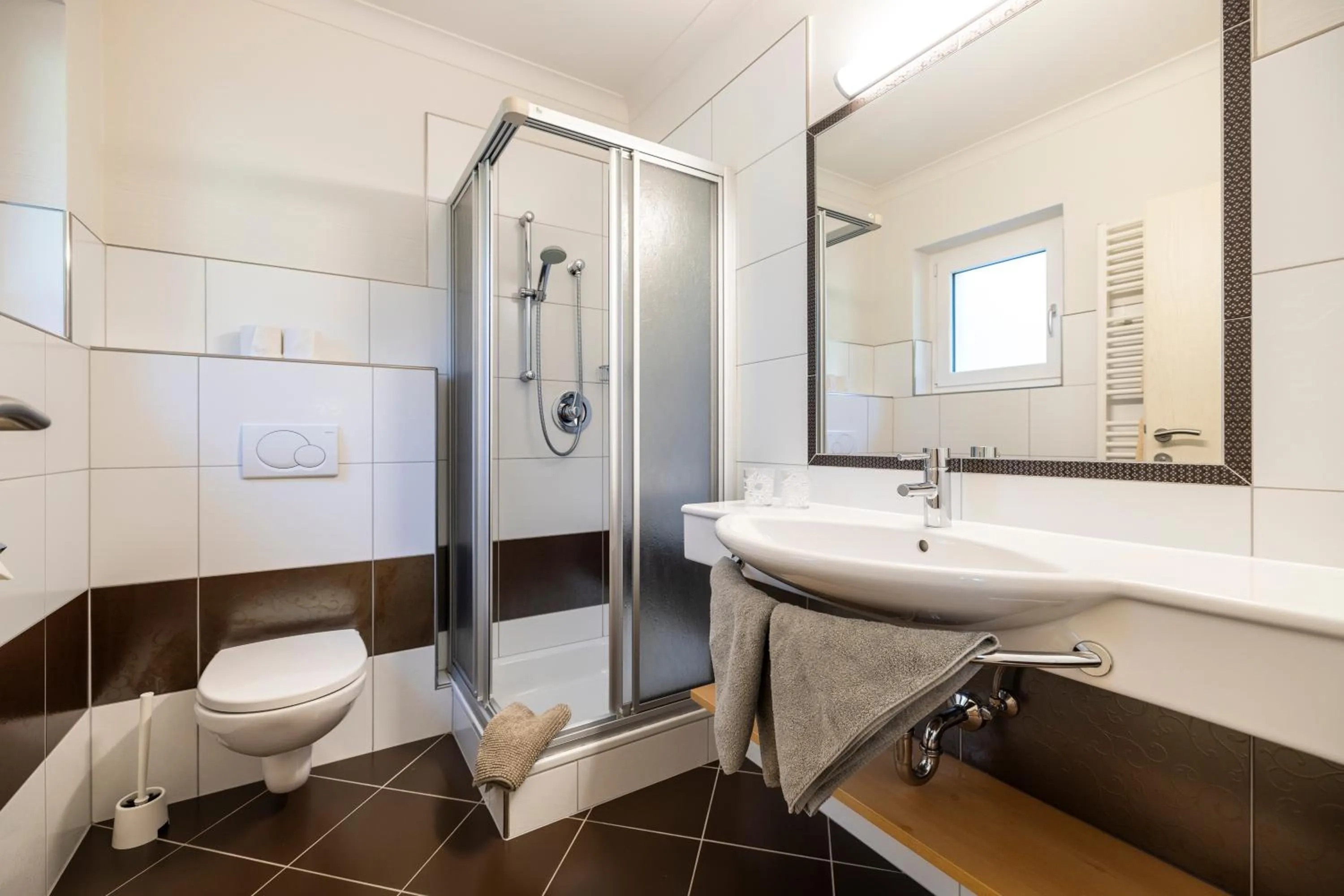 Bathroom in Aparthotel Jägerheim