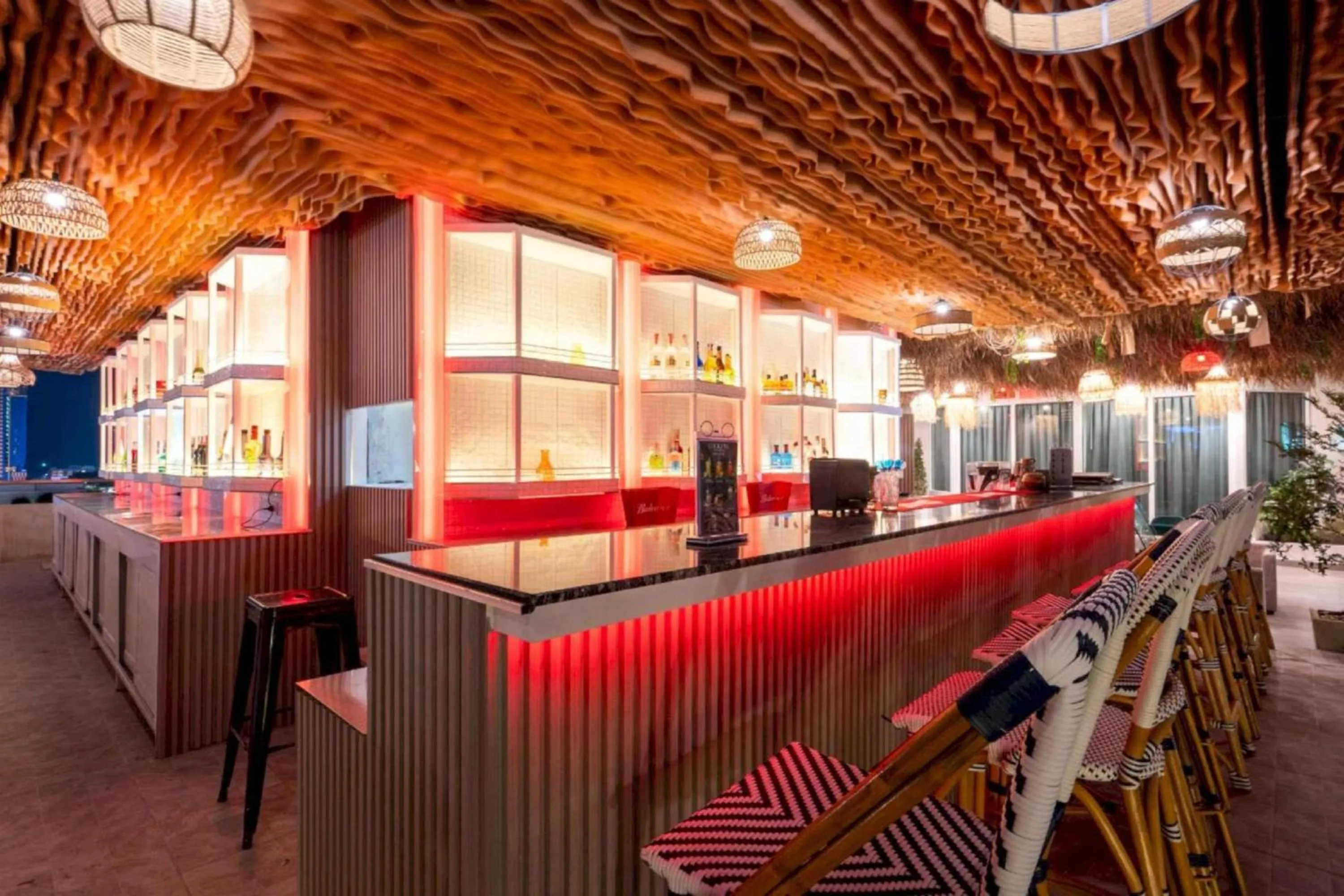 Restaurant/places to eat in Sunday JA Plus Hotel