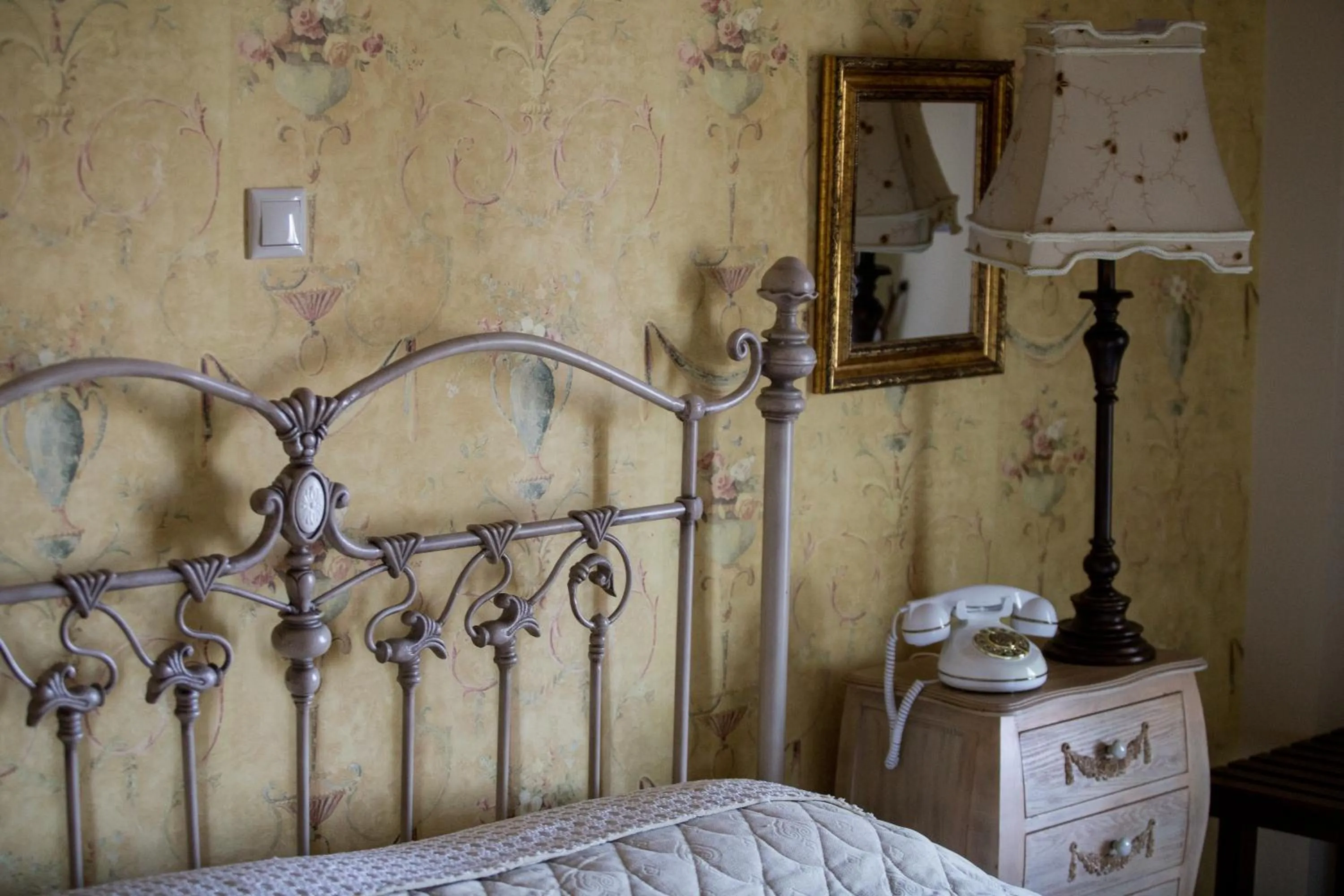 Decorative detail, Bed in Atrion Highland Hotel