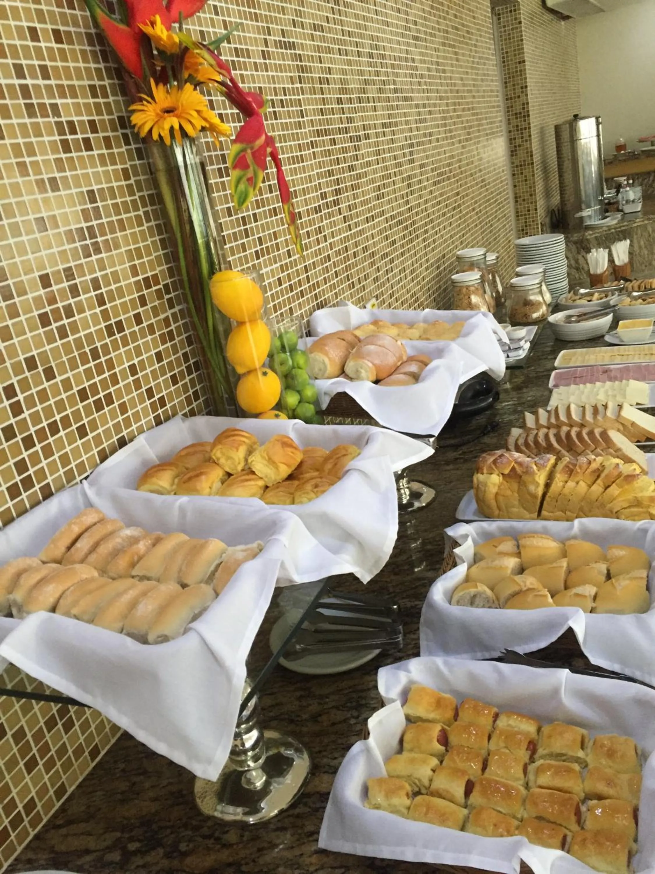 Buffet breakfast in Petrolina Palace Hotel