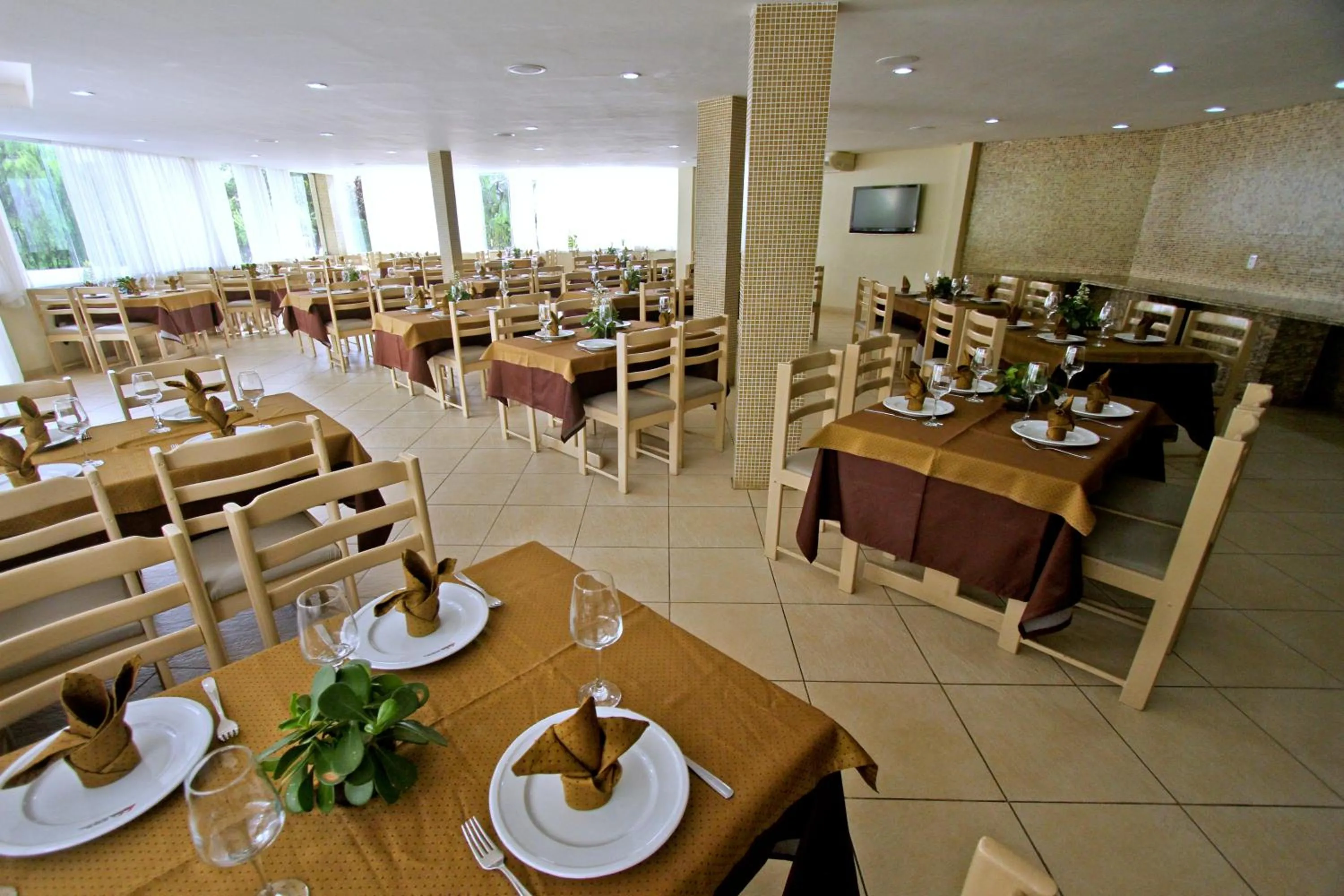 Restaurant/places to eat in Petrolina Palace Hotel