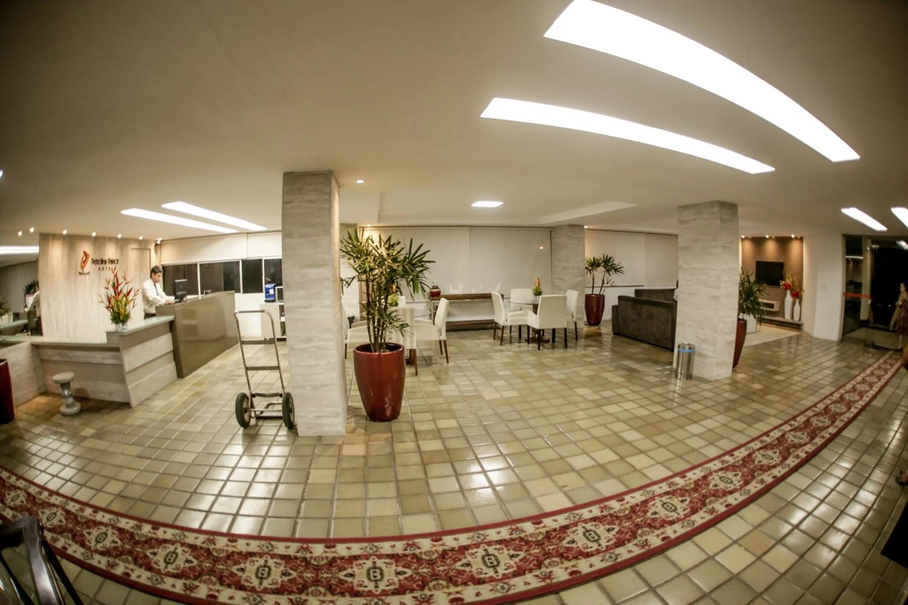 Lobby or reception in Petrolina Palace Hotel