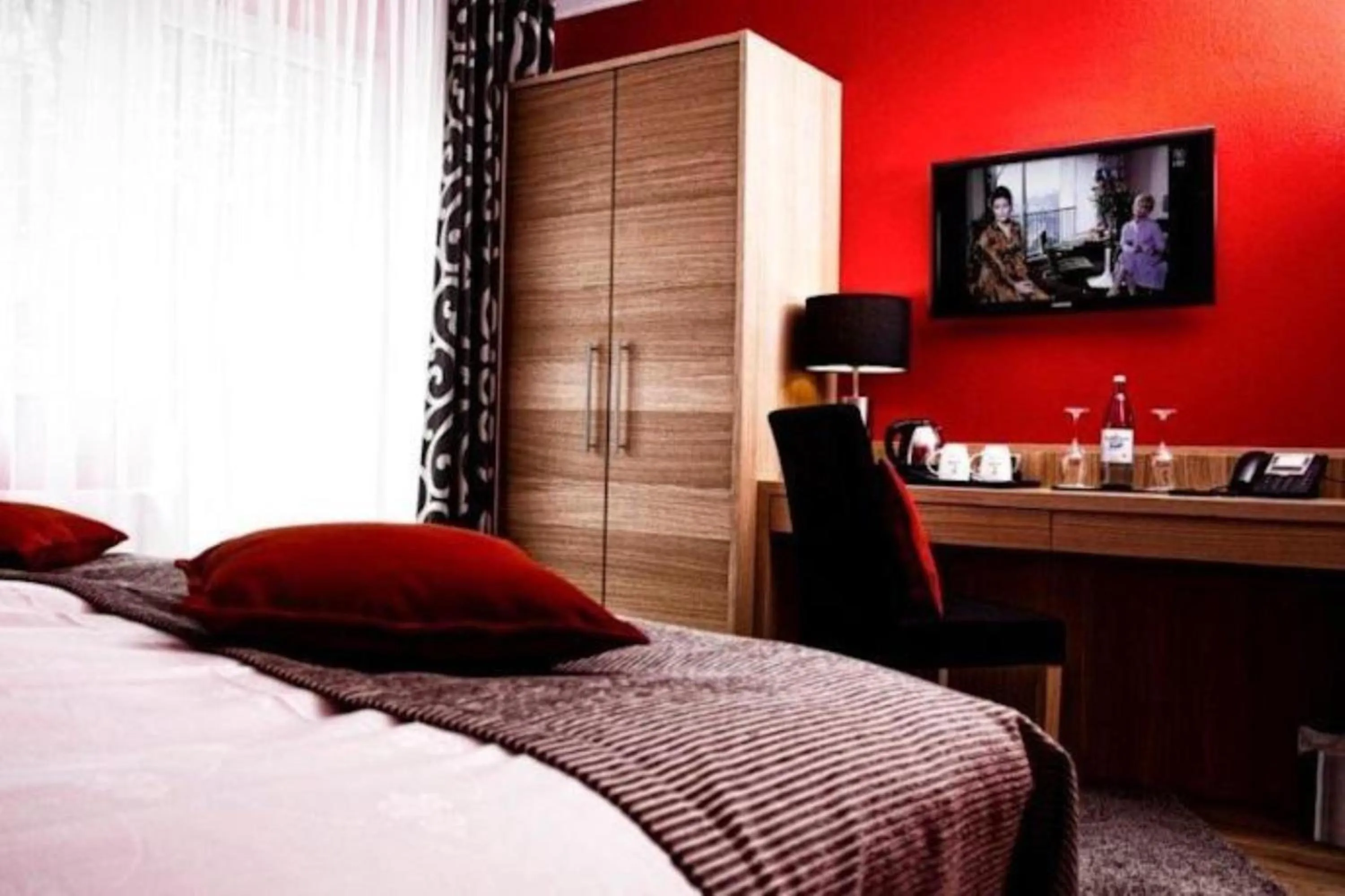 Photo of the whole room, Bed in Hotel Palatina "Hotel-Restaurant"