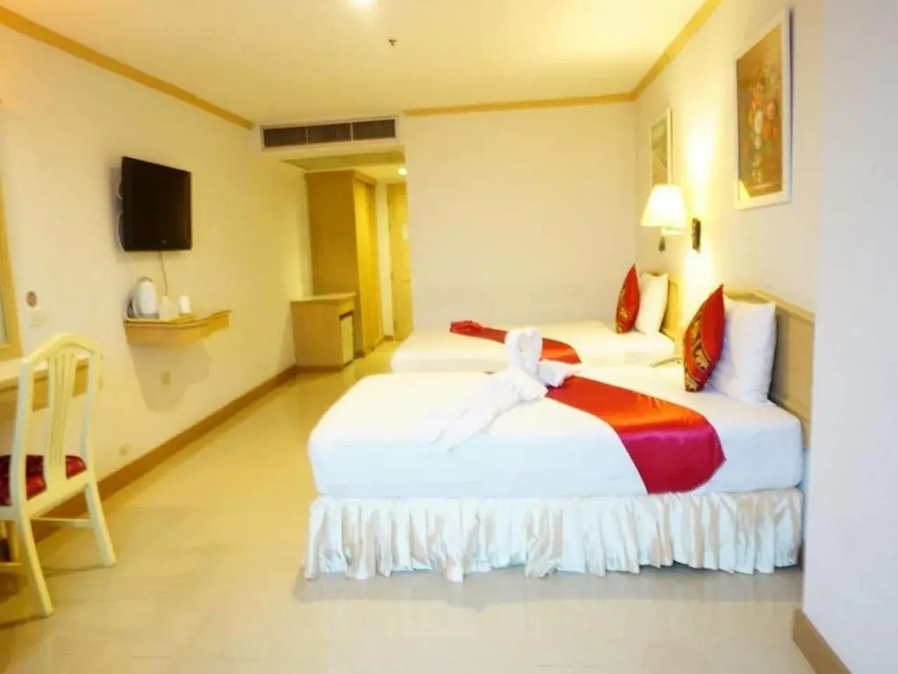 Deluxe Room in Bay Hotel Srinakarin Deluxe Room in Bay Hotel Srinakarin