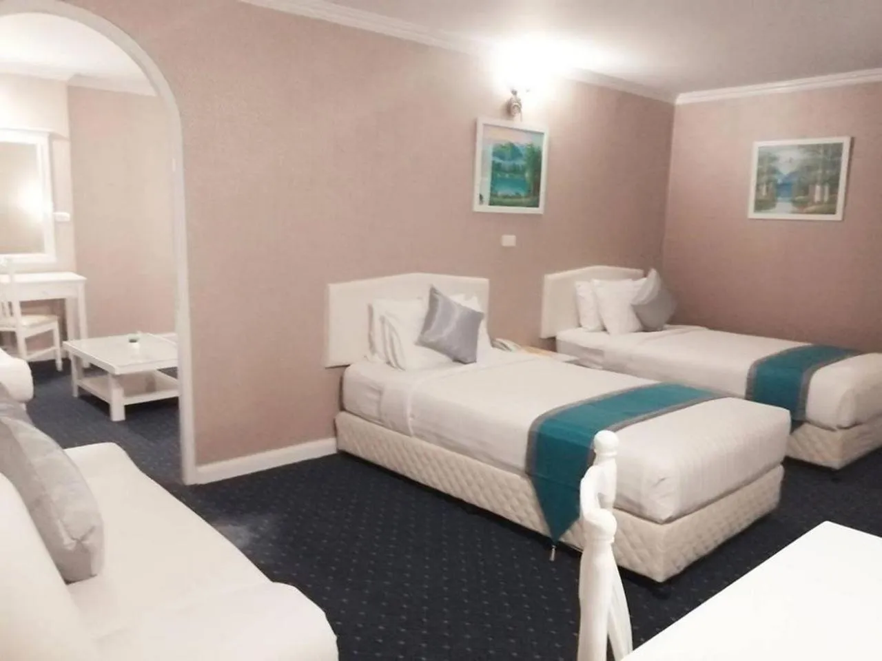 Bedroom, Bed in Bay Hotel Srinakarin