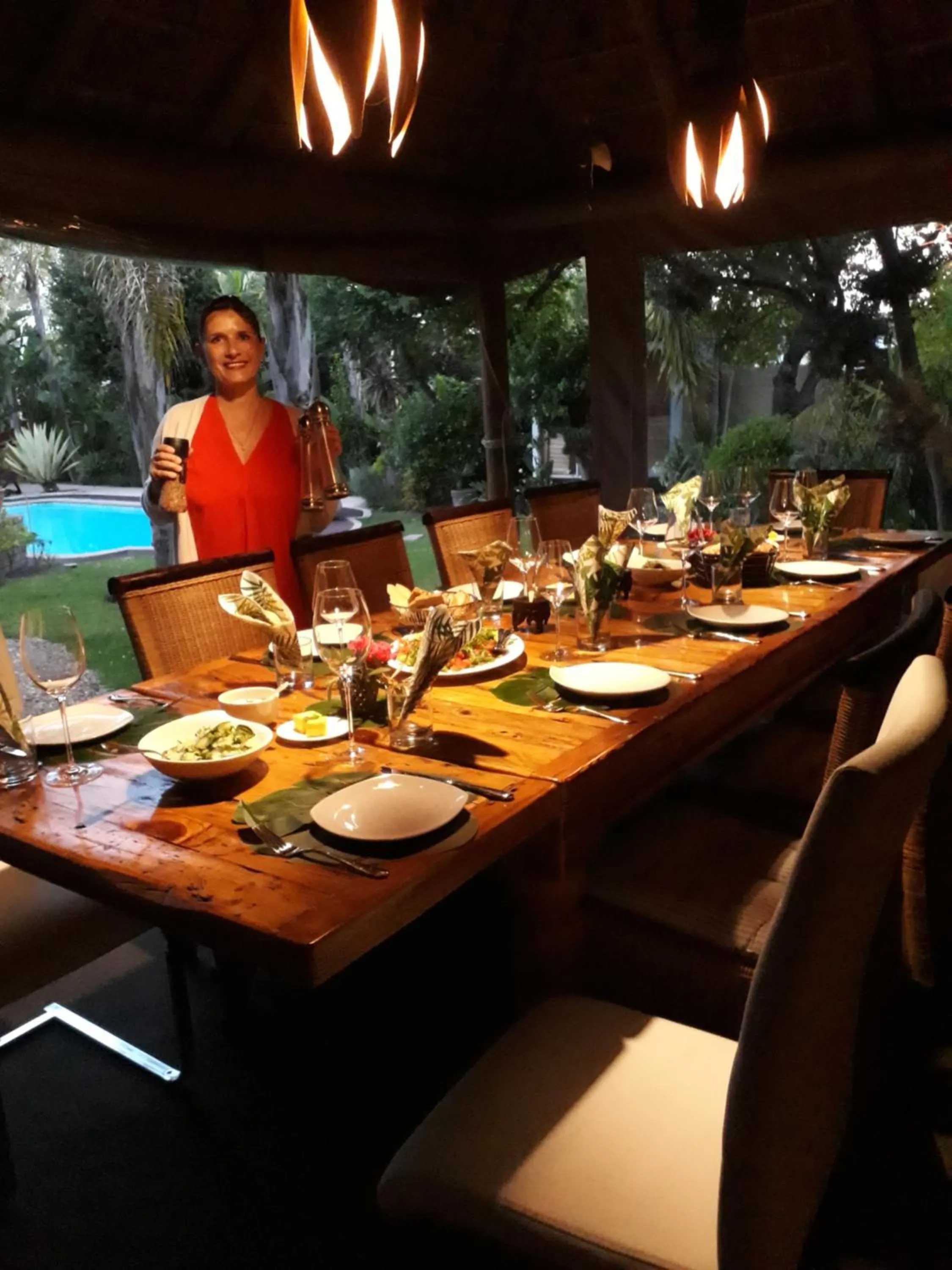 Restaurant/places to eat in Khashamongo B & B