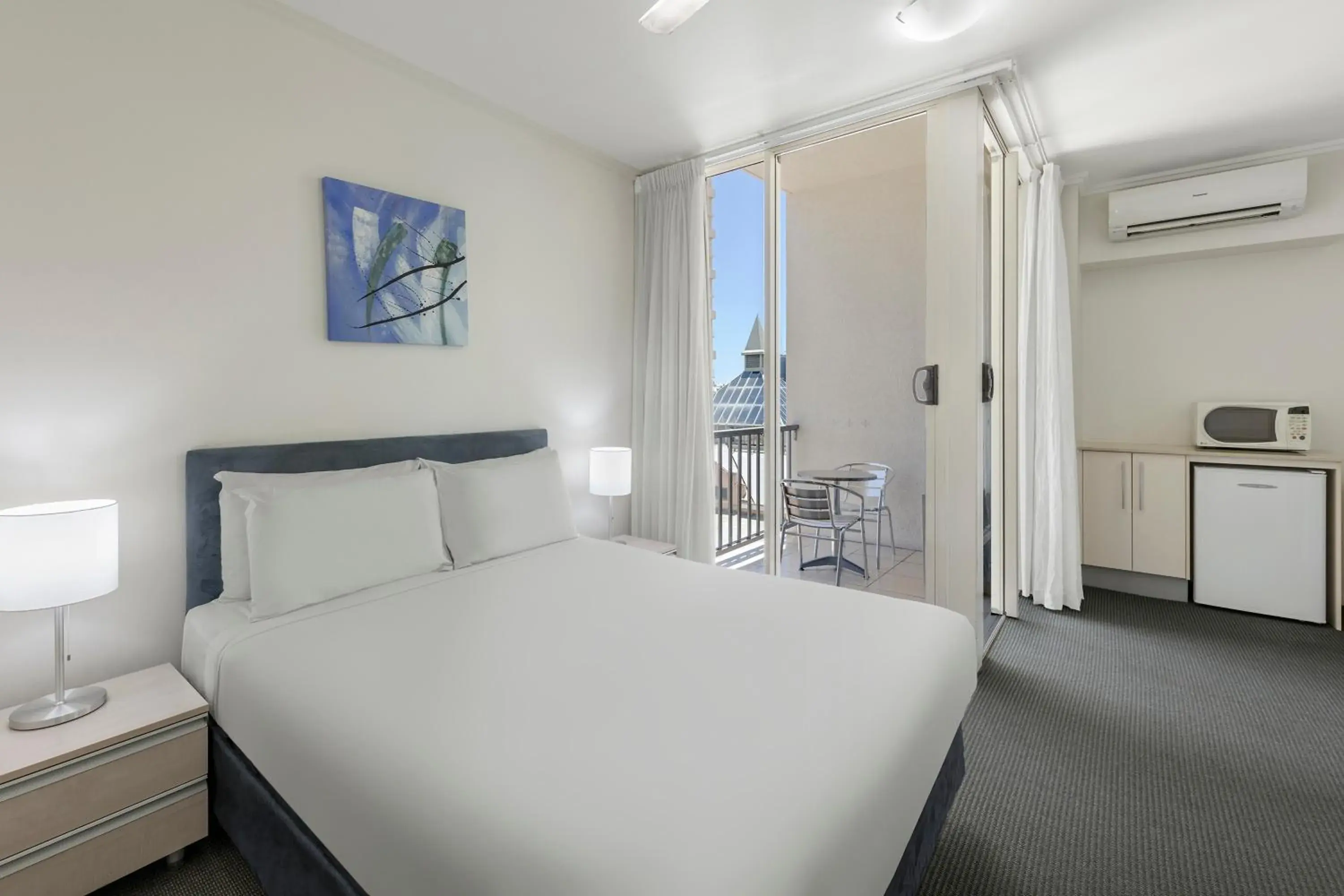 Bedroom, Bed in Park Regis City Quays Bedroom, Bed in Park Regis City Quays