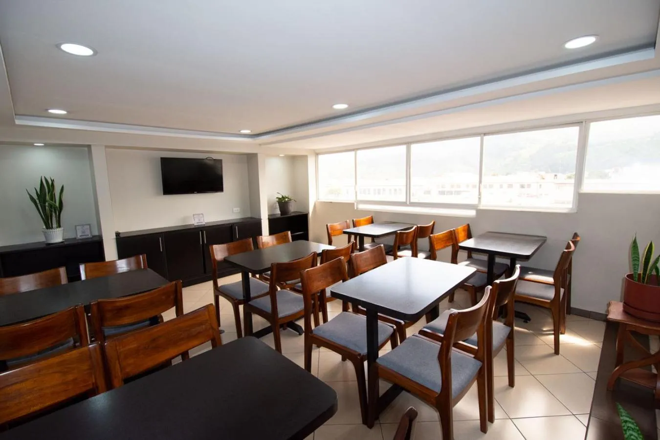 Banquet/Function facilities in Hotel Plaza Victoria