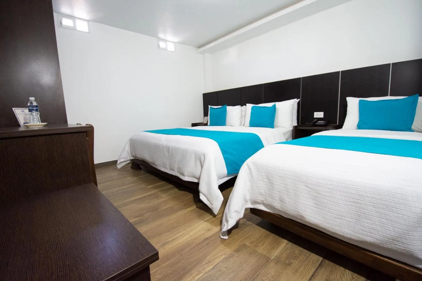 Bedroom, Bed in Hotel Plaza Victoria