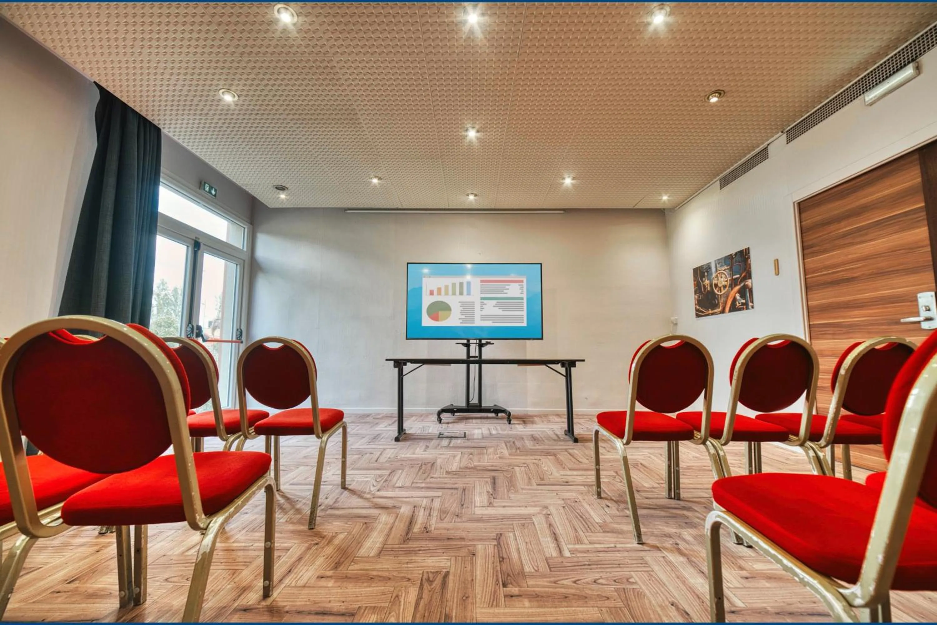 Meeting/conference room in Kyriad Prestige Mulhouse - Basel