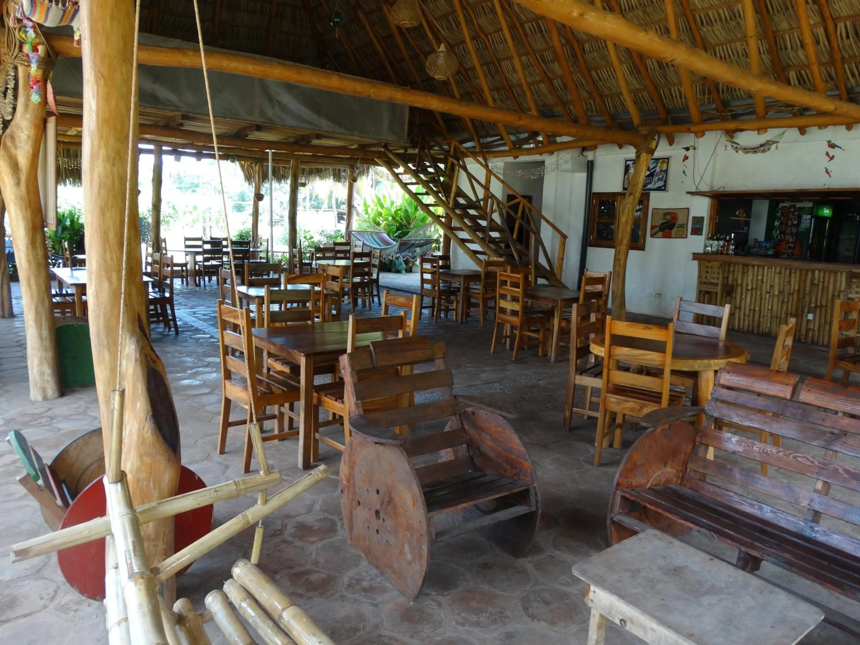 Badaboom Hostal & Surf