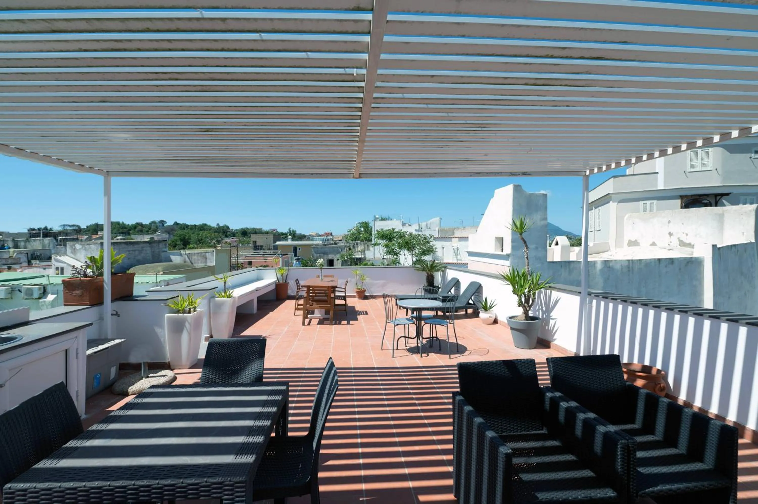 Balcony/Terrace in Gioia 13 Rooms & Apartments
