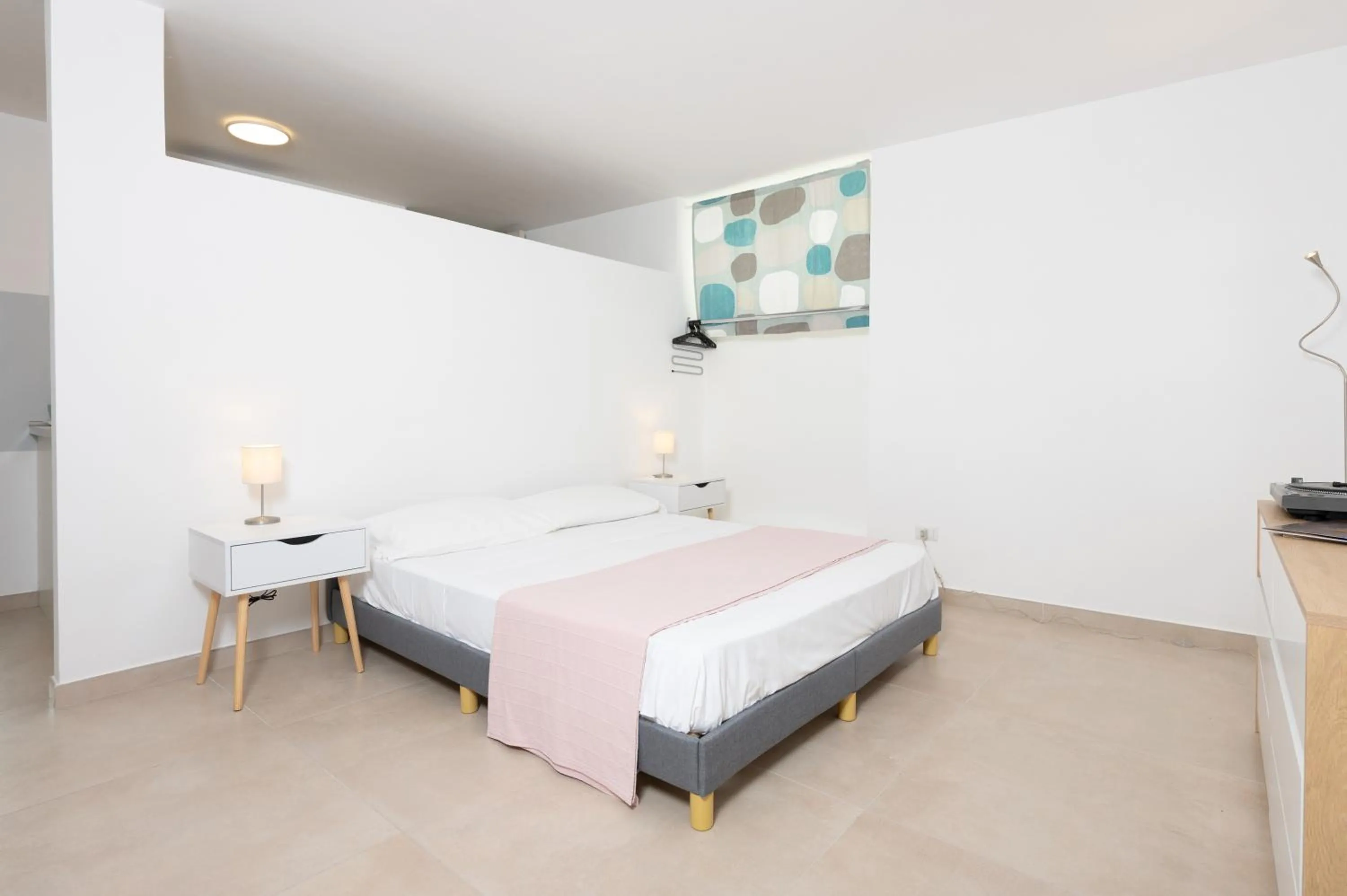 Bed in Gioia 13 Rooms & Apartments