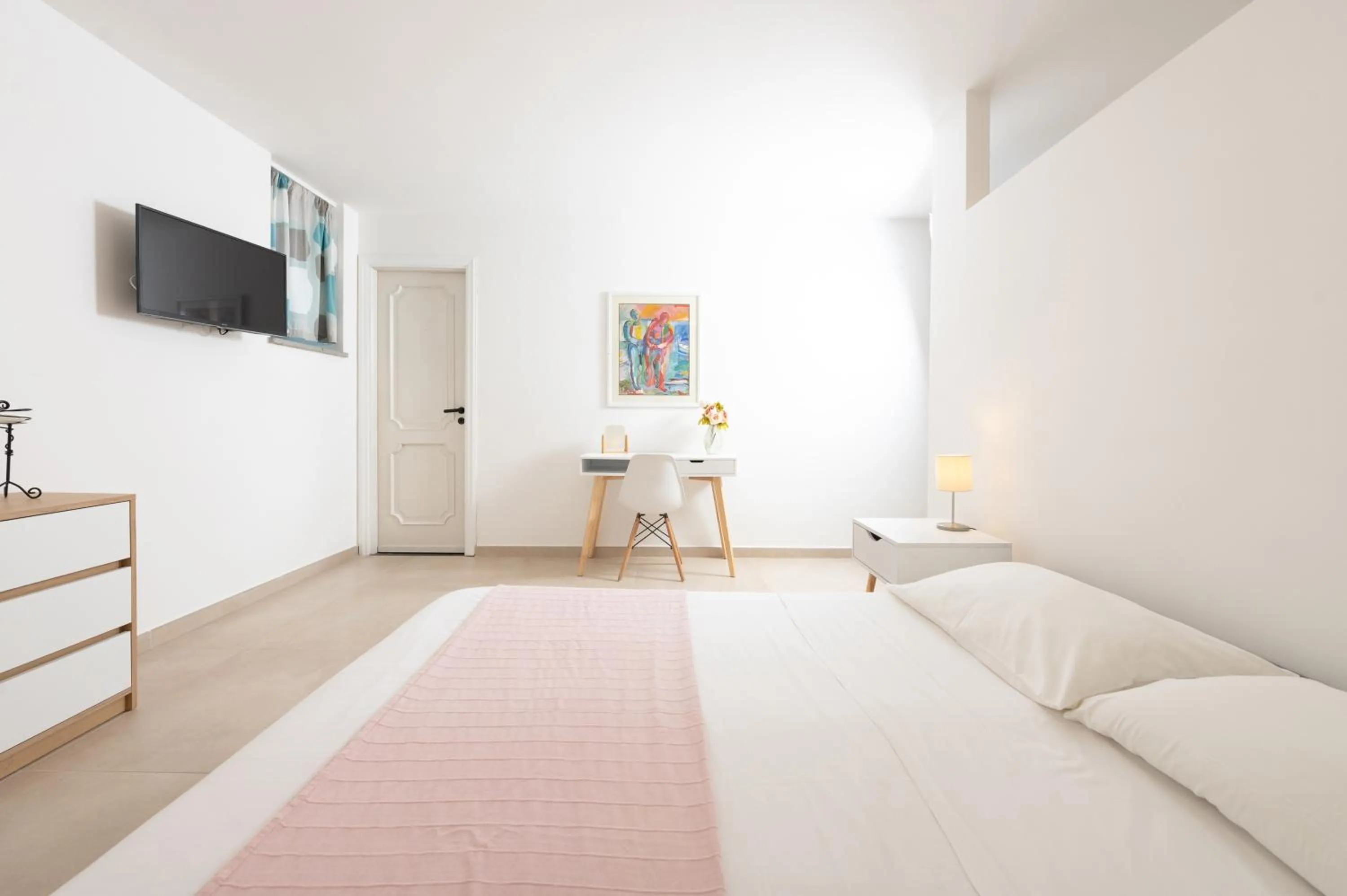 TV and multimedia, Bed in Gioia 13 Rooms & Apartments
