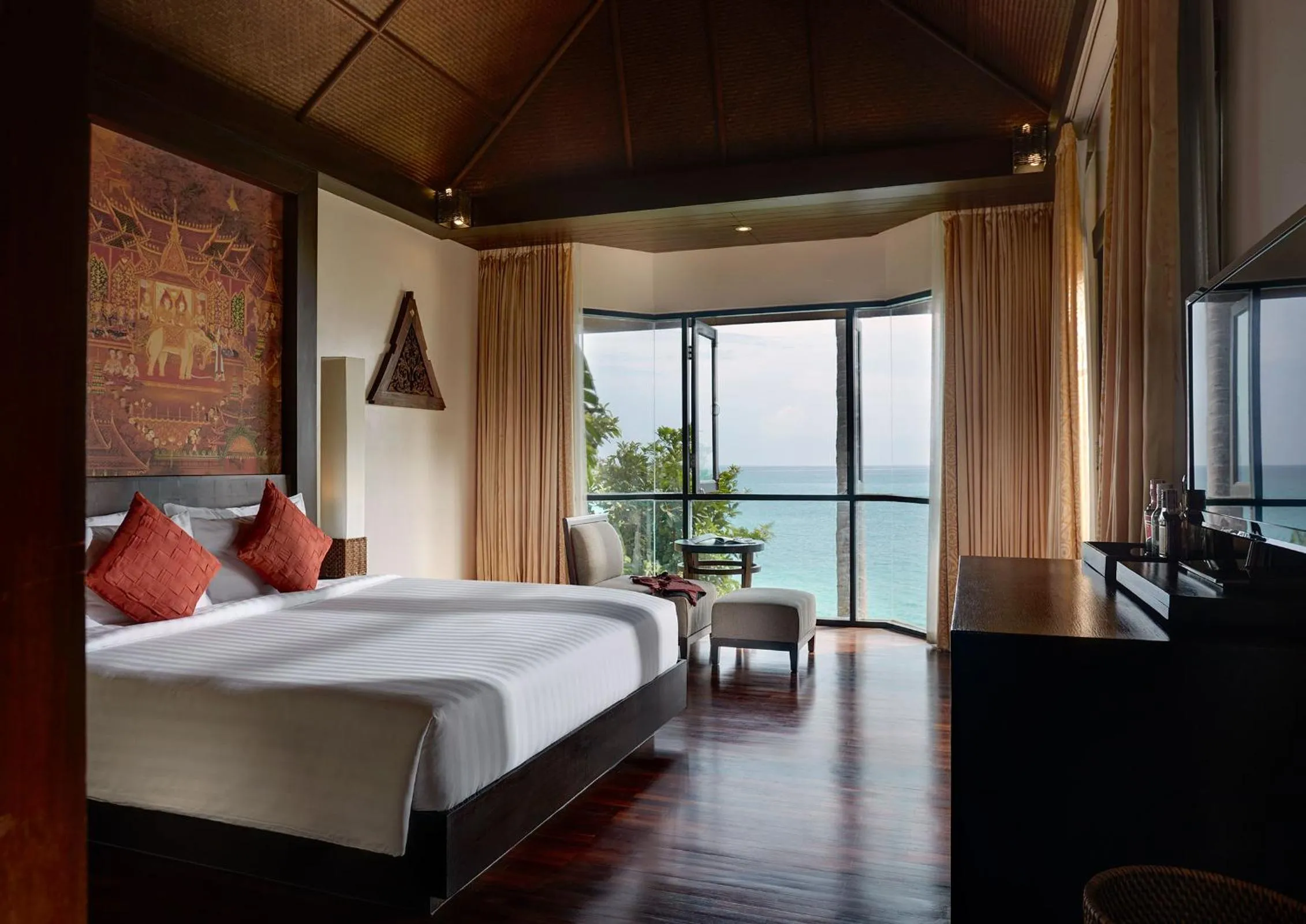 Photo of the whole room, Bed in Rawi Warin Resort And Spa - SHA Extra Plus