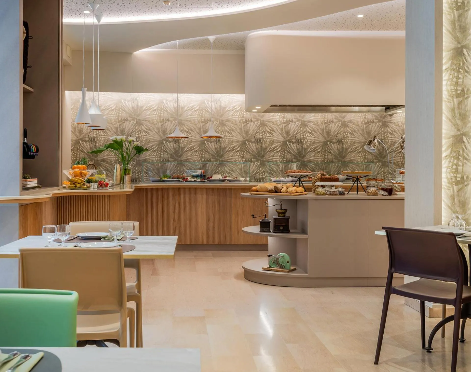 Restaurant/places to eat in Hotel Acquamarina