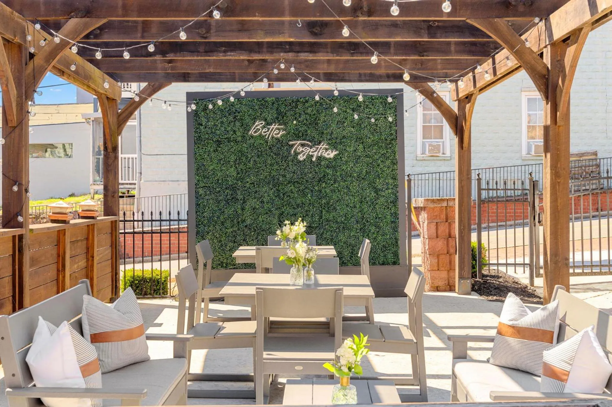 Property building in 27 on Park Boutique Hotel & Venue