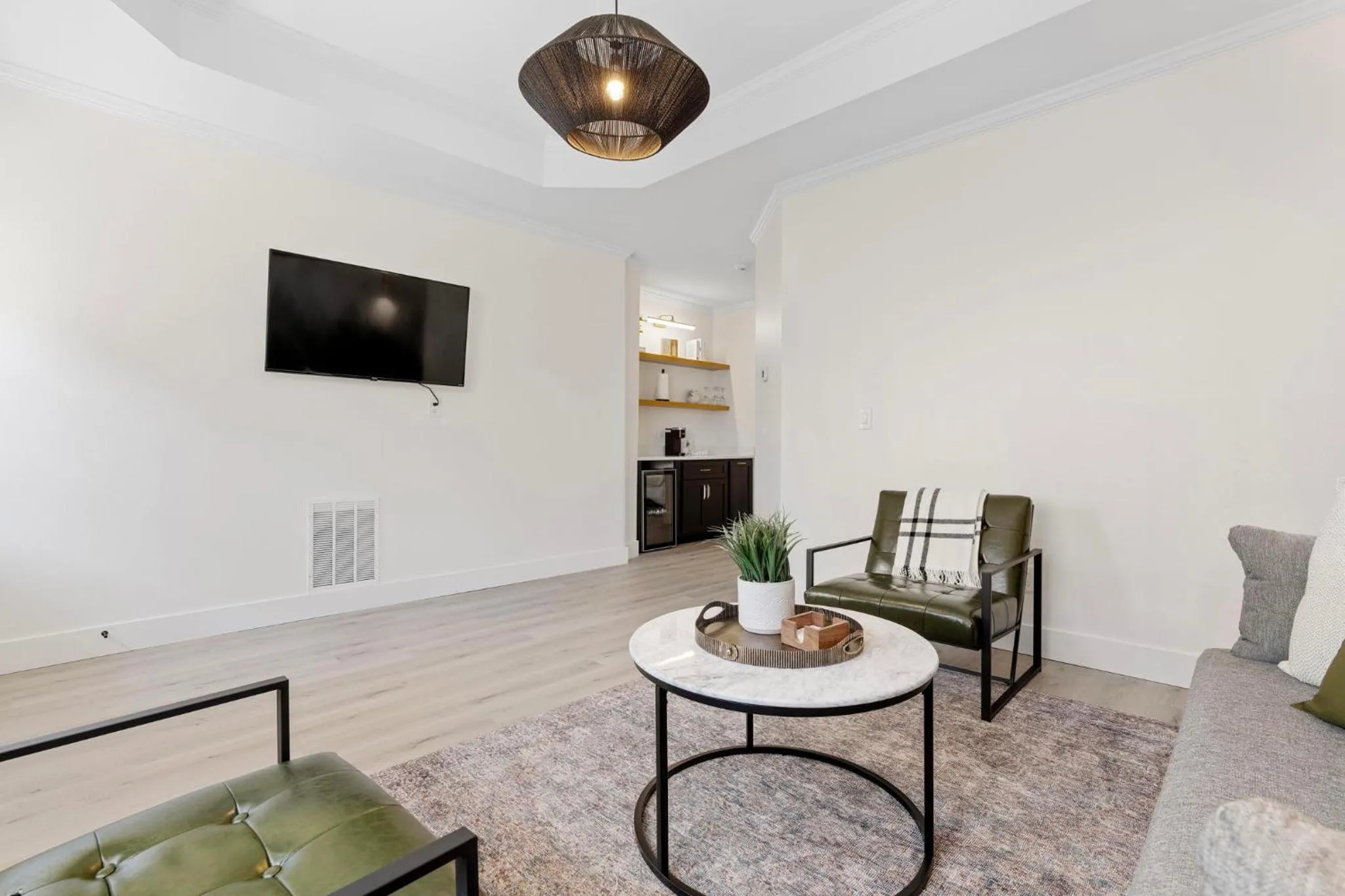 TV and multimedia in 27 on Park Boutique Hotel & Venue