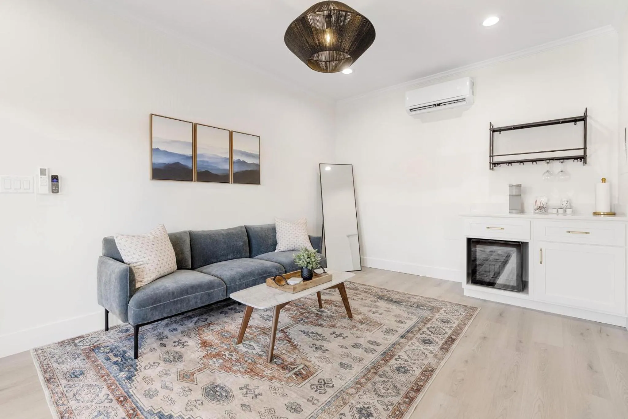 TV and multimedia in 27 on Park Boutique Hotel & Venue