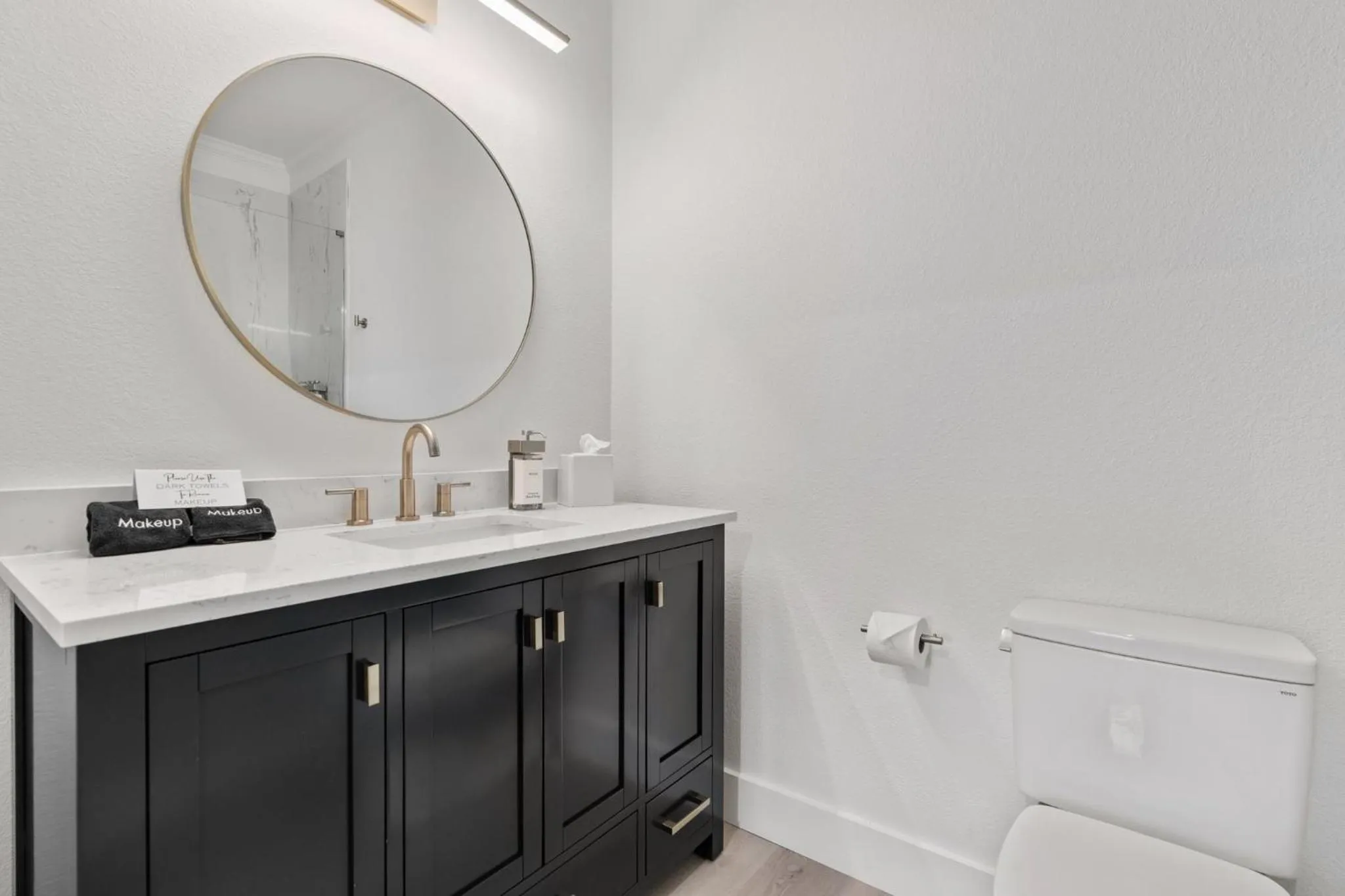 Toilet in 27 on Park Boutique Hotel & Venue