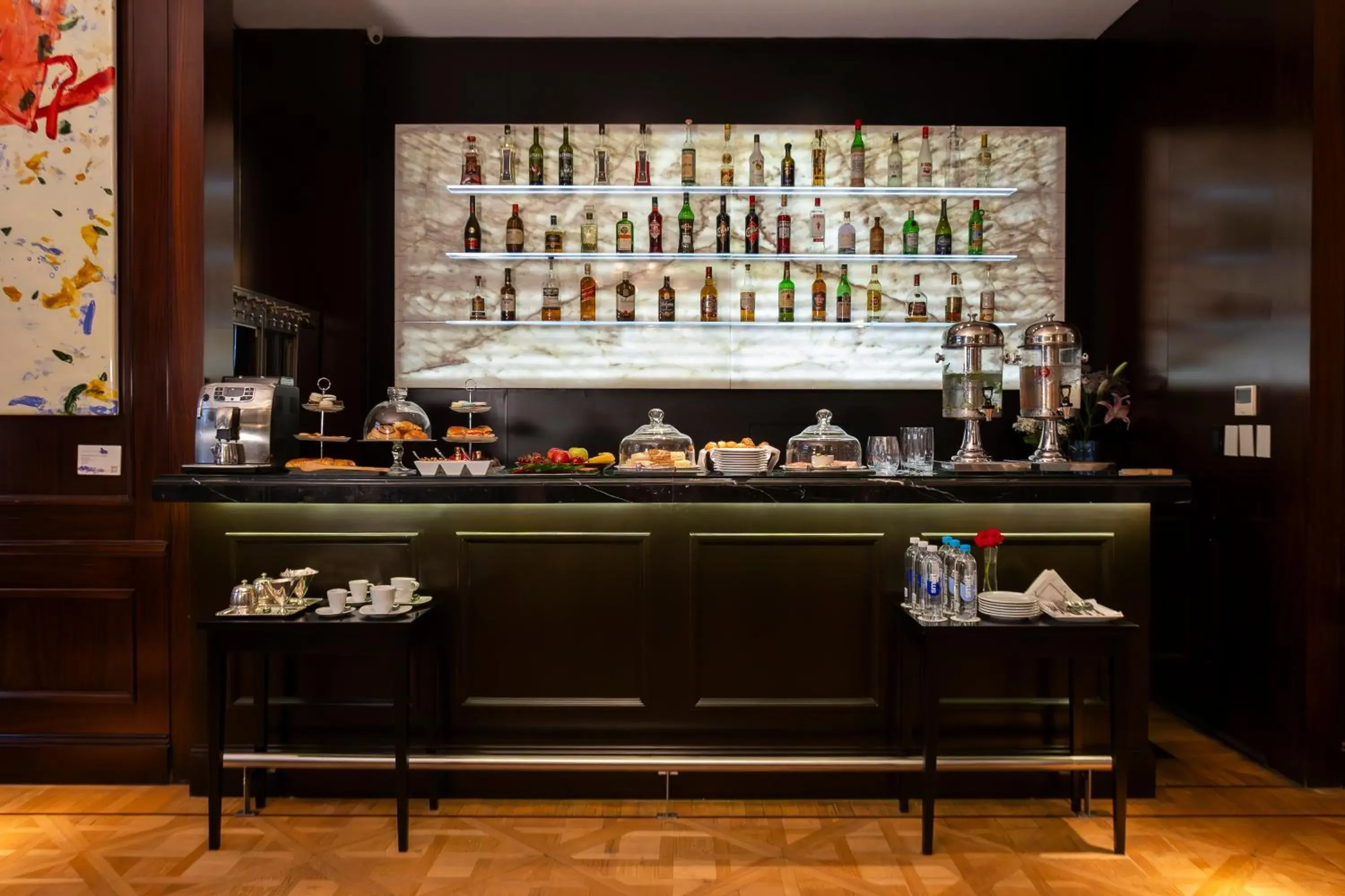 Restaurant/places to eat in Algodon Mansion Restaurant/places to eat in Algodon Mansion