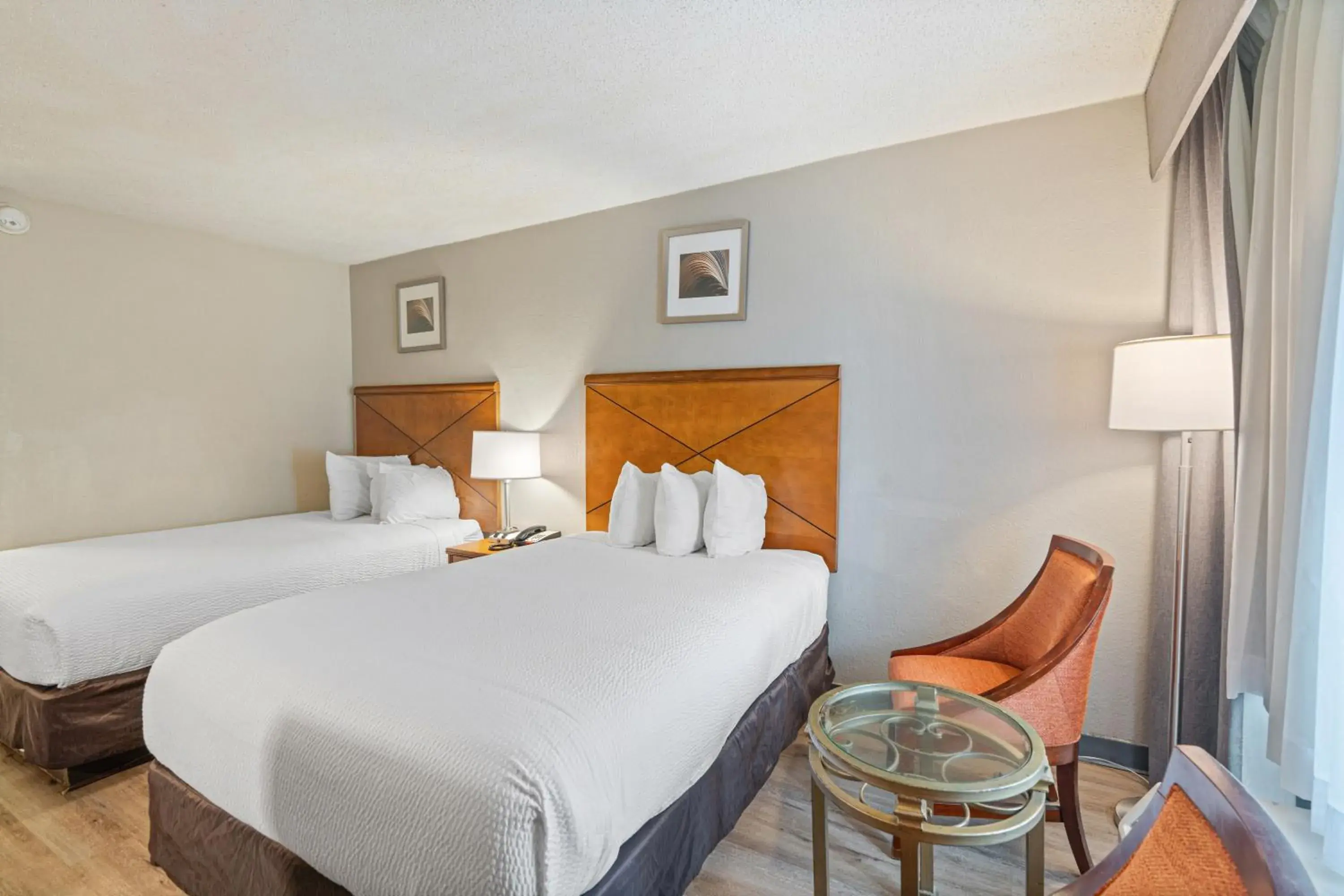 Bed in Plantation Inn Bed in Plantation Inn