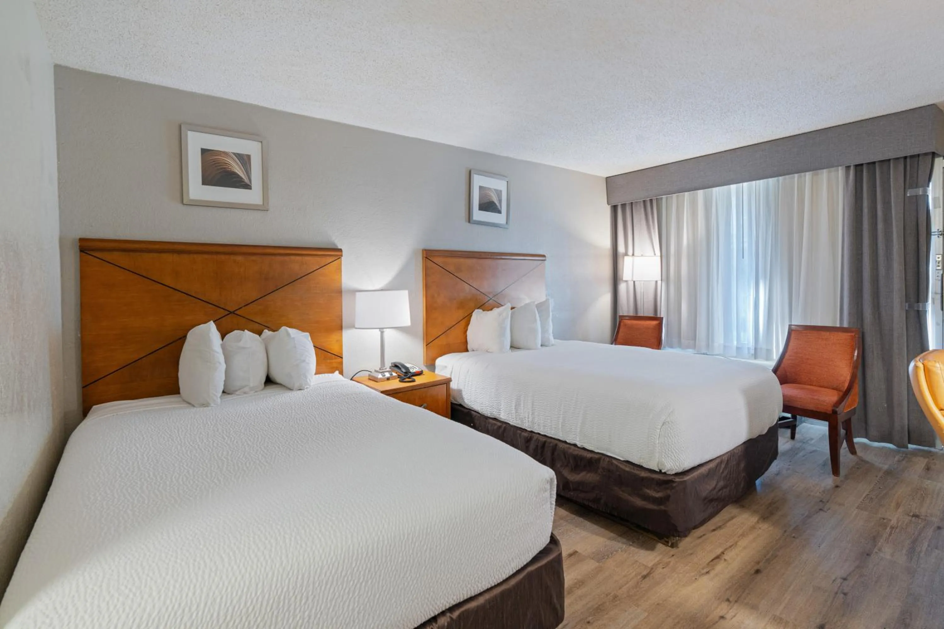 Bedroom, Bed in Plantation Inn