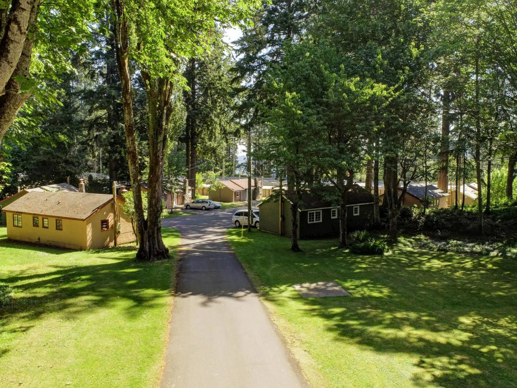 Malahat Bungalows Motel