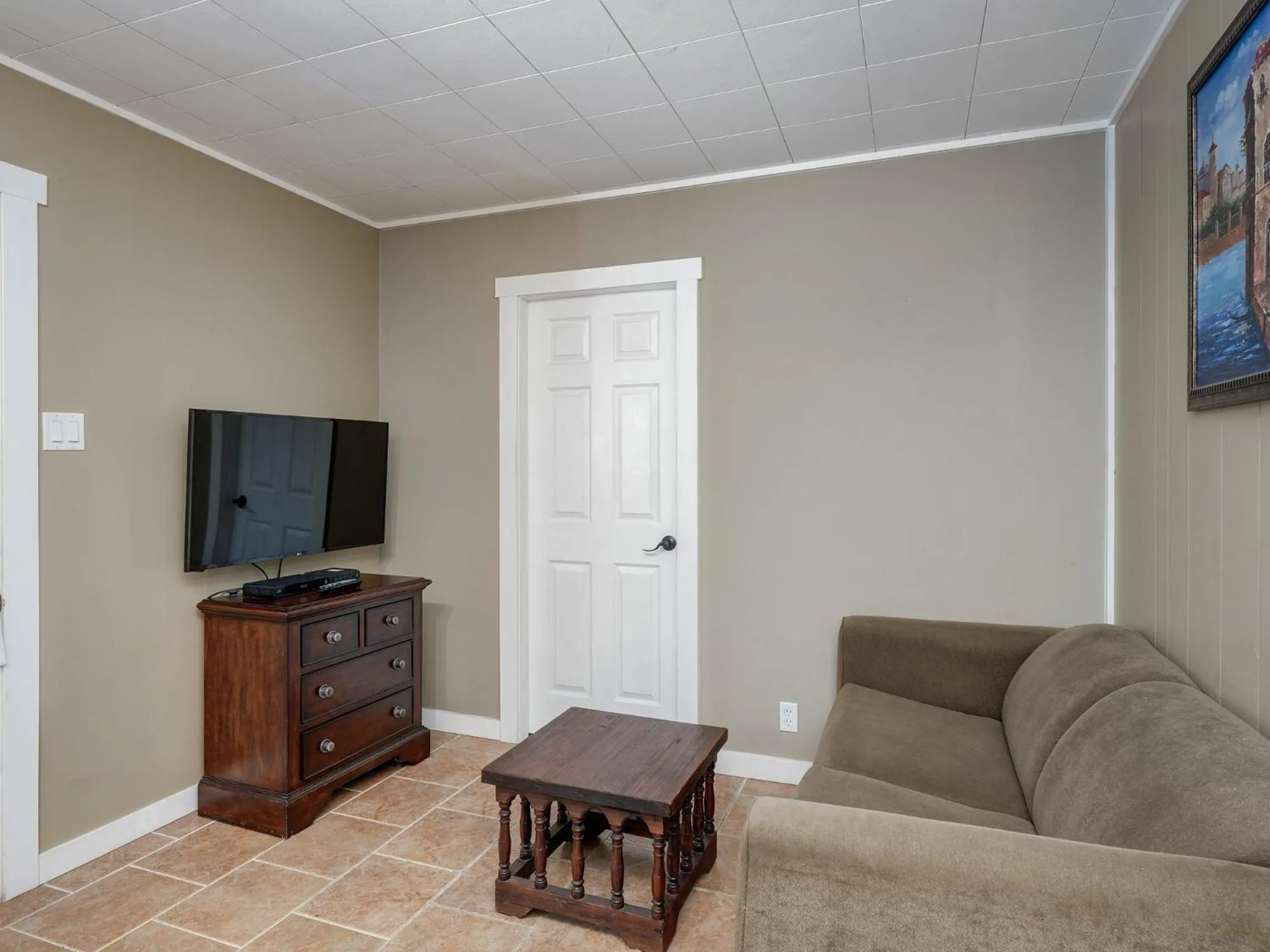 Malahat Bungalows Motel